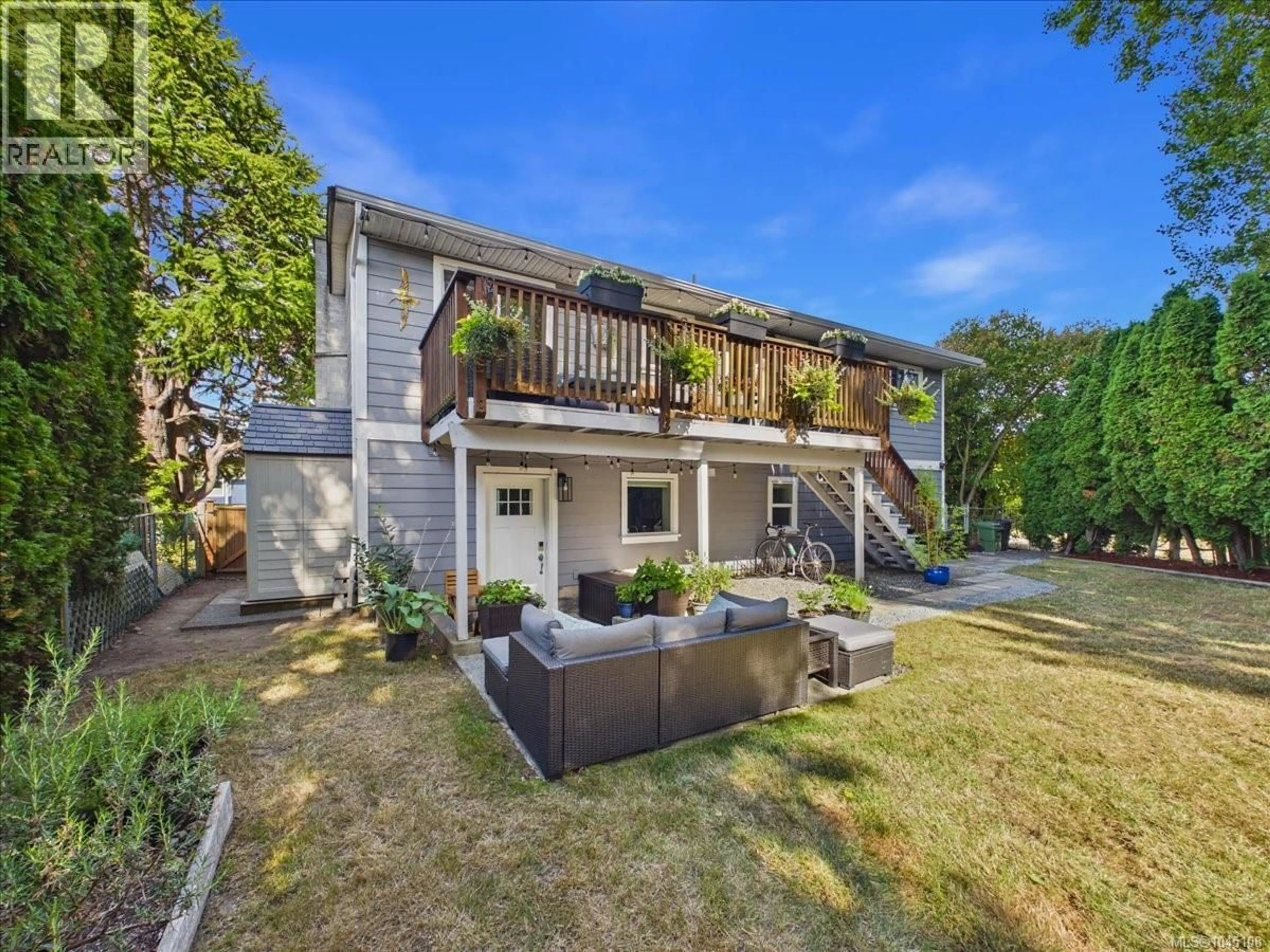 A pic from outside/outdoor area/front of a property/back of a property/a pic from drone, street for 9478 EASTBROOK DRIVE, Sidney British Columbia V8L4J1