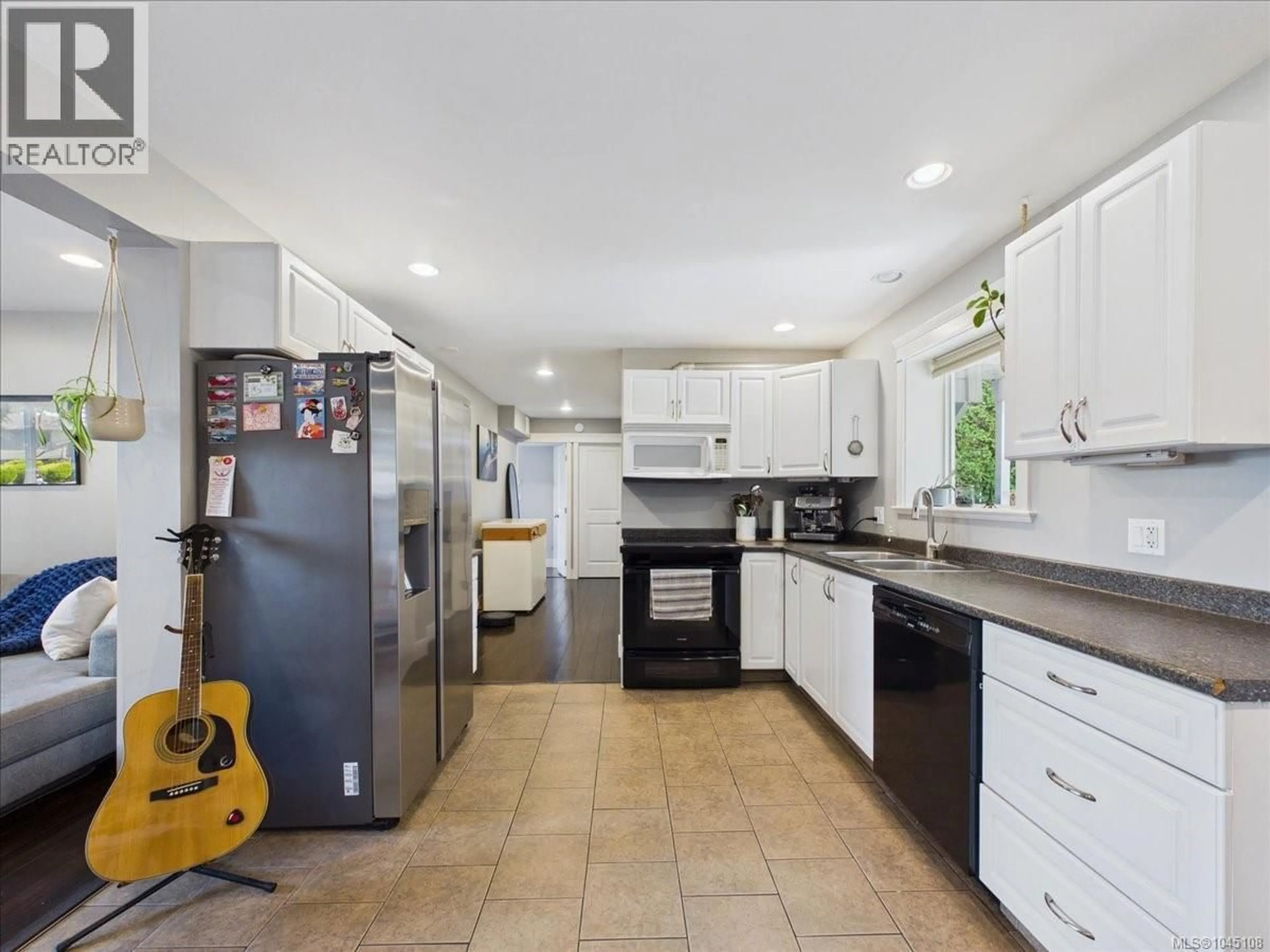 Unknown for 9478 EASTBROOK DRIVE, Sidney British Columbia V8L4J1
