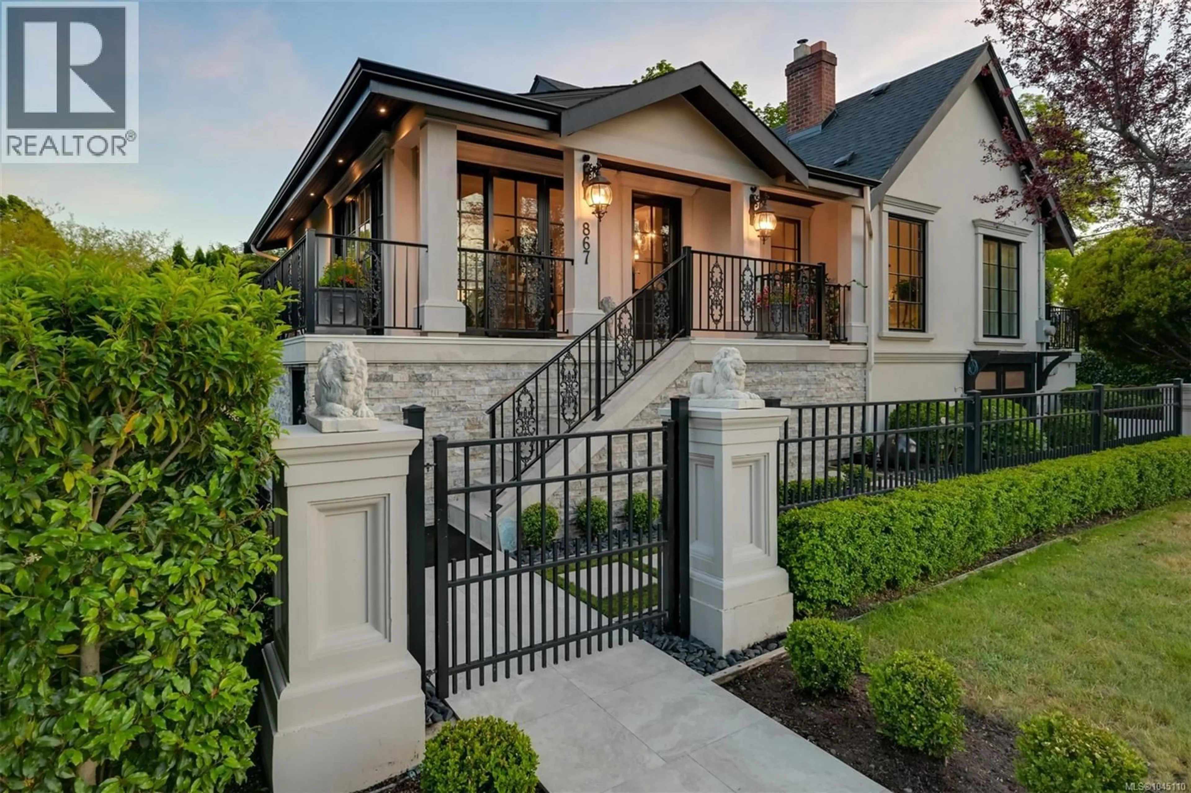 Home with brick exterior material, street for 867 VICTORIA AVENUE, Oak Bay British Columbia V8S4N4