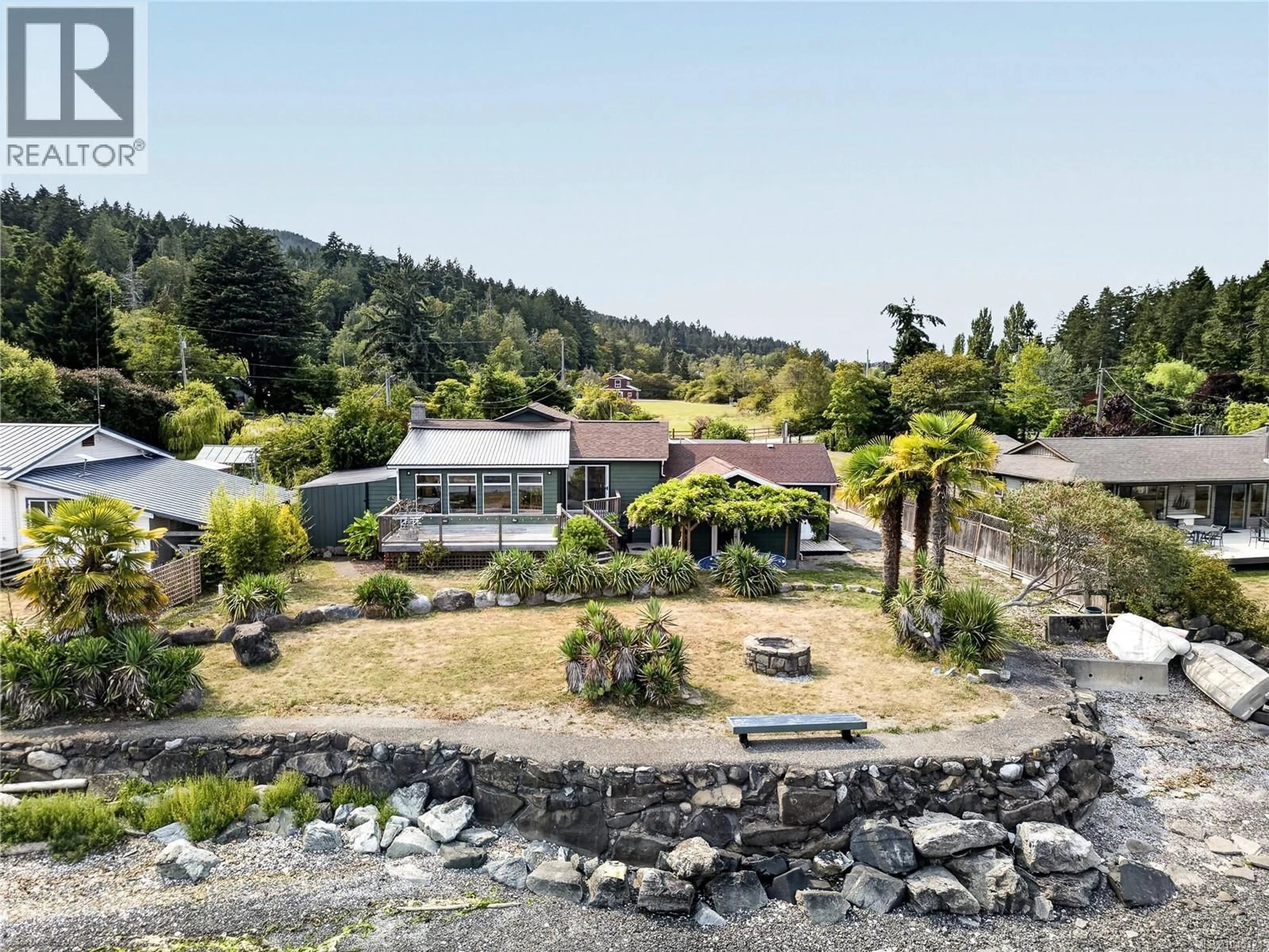 A pic from outside/outdoor area/front of a property/back of a property/a pic from drone, water/lake/river/ocean view for 287 PRICE ROAD, Salt Spring British Columbia V8K2E9