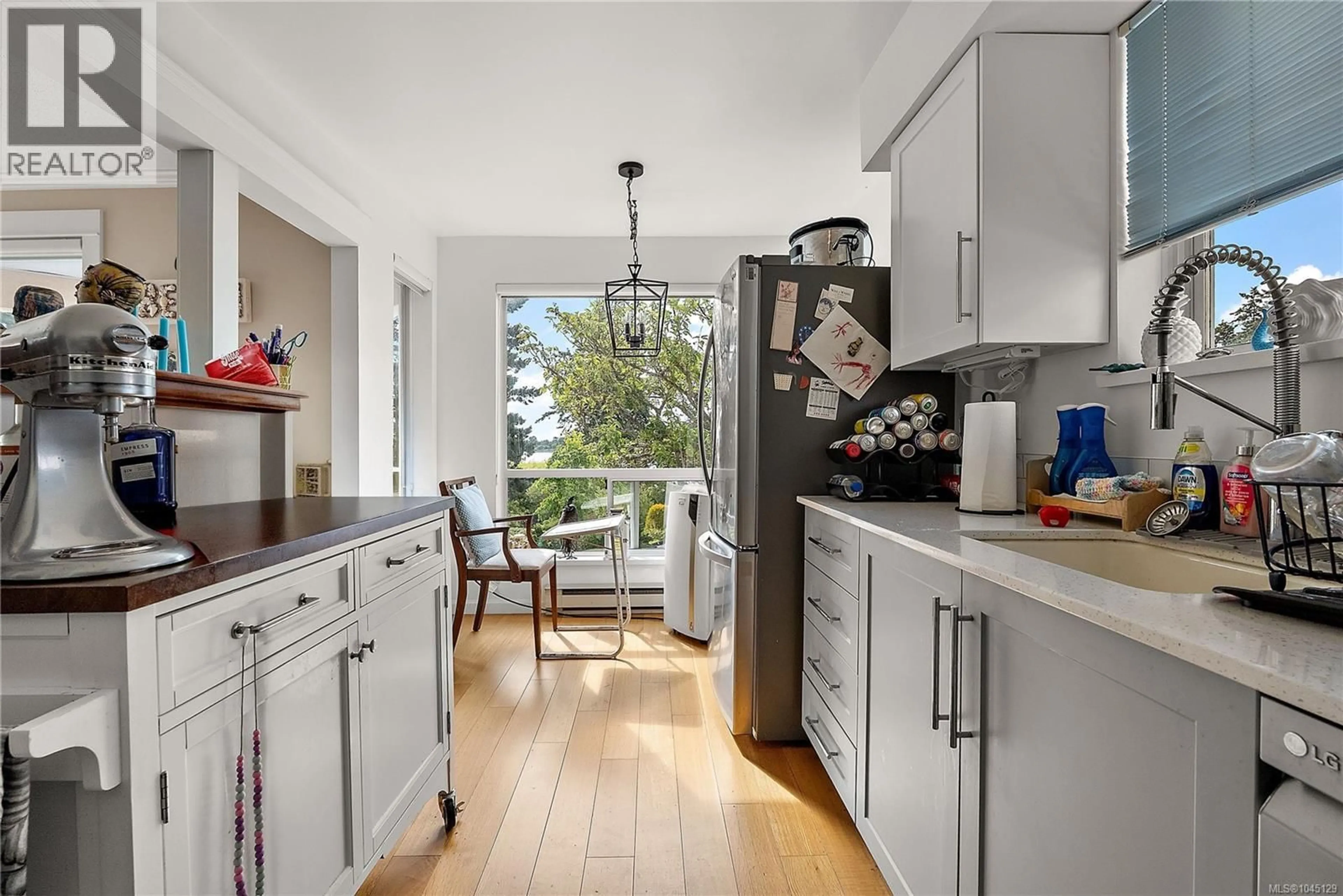 Open concept kitchen, unknown for 2171 - 2600 FERGUSON ROAD, Central Saanich British Columbia V8M2C1