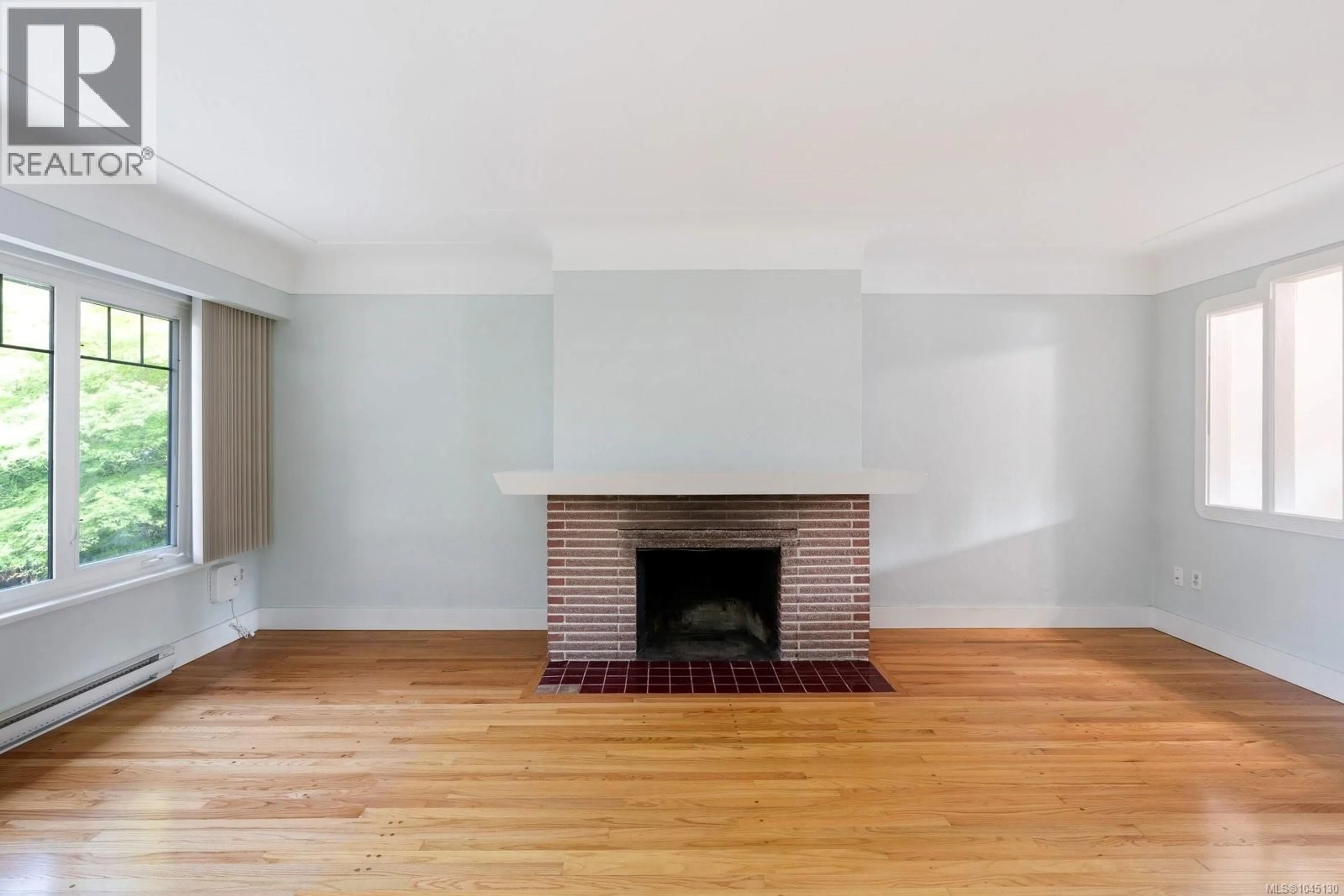 A pic of a room for 1481 BAY STREET, Victoria British Columbia V8R2A6