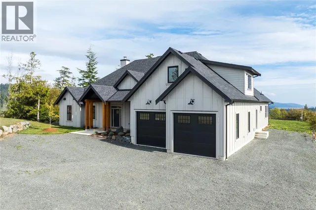 2550 AYTHREE WAY, Sooke 5