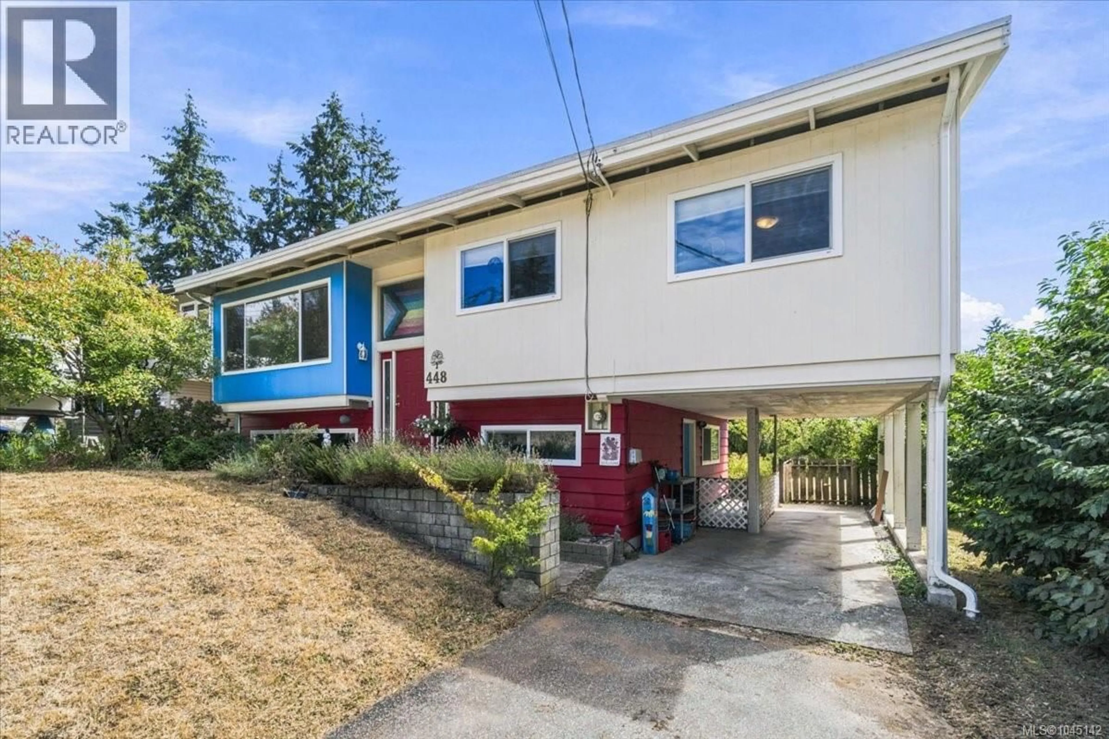 Home with vinyl exterior material, street for 448 LENHART AVENUE, Nanaimo British Columbia V9S4X3