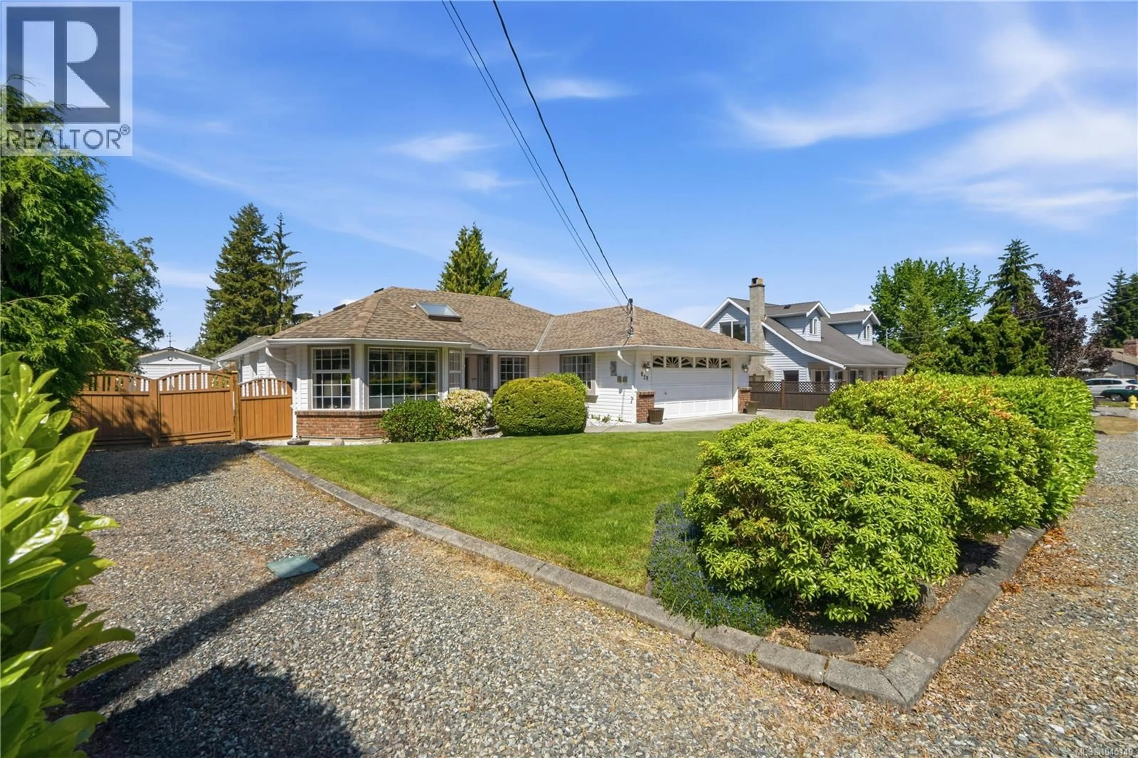 A pic from outside/outdoor area/front of a property/back of a property/a pic from drone, street for 820 DREW ROAD, Parksville British Columbia V9P1X2