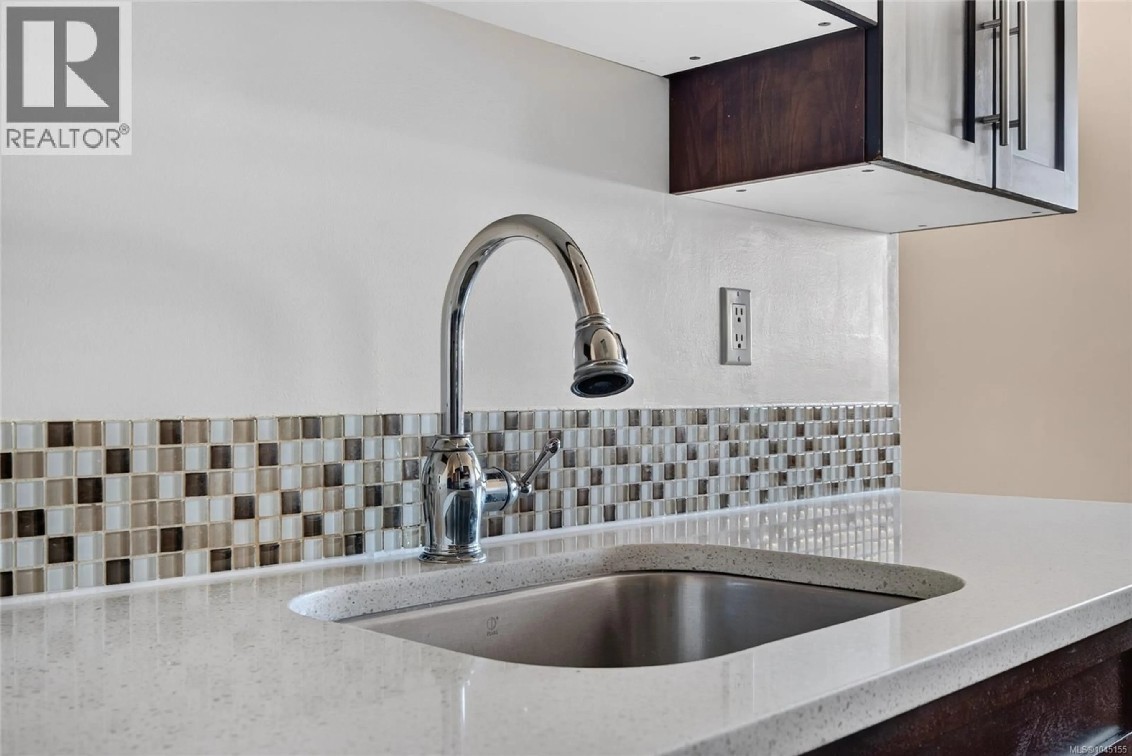 Contemporary kitchen, ceramic/tile floor for 313 - 3277 GLASGOW AVENUE, Saanich British Columbia V8X1M3