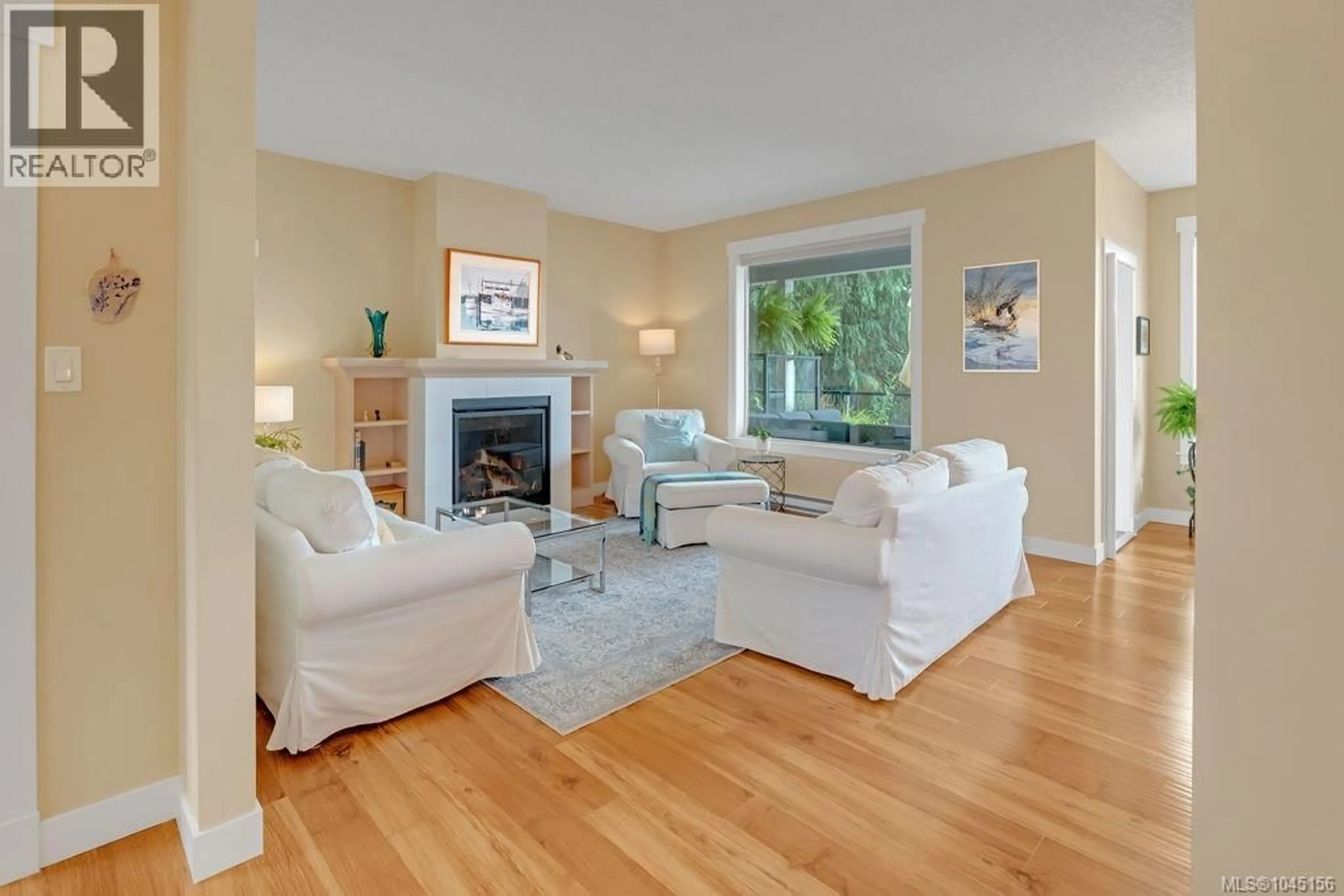 Living room with furniture, unknown for 1848 NORBURY ROAD, Shawnigan Lake British Columbia V8H3B4