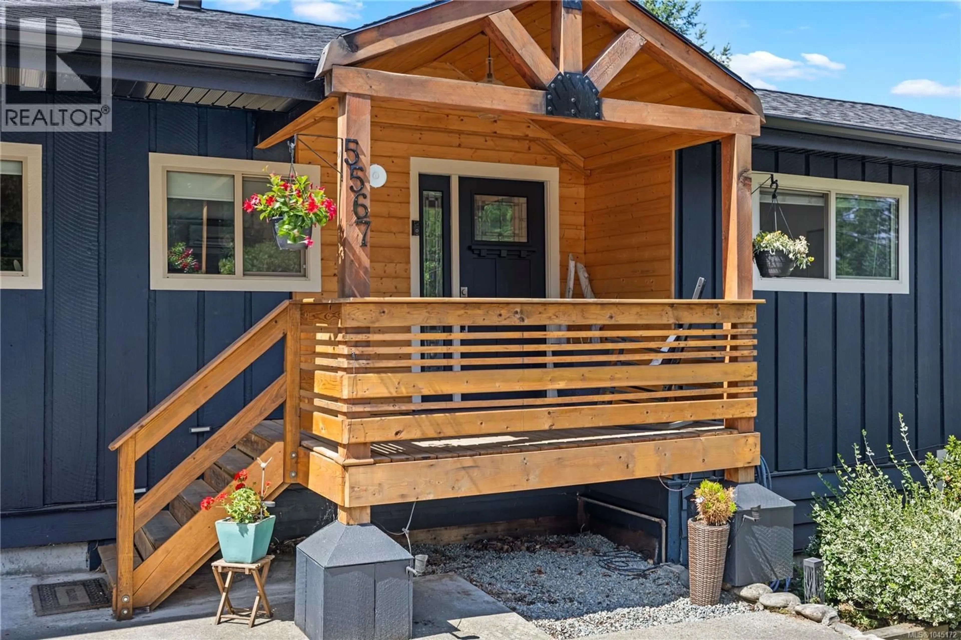 Patio, street for 5567 VENTURA DRIVE, Nanaimo British Columbia V9T5M6