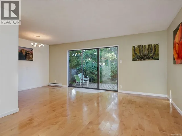 15 - 1701 MCKENZIE AVENUE, Saanich 2