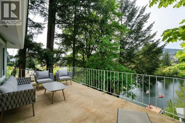 1055 TRILLIUM ROAD, Langford 5