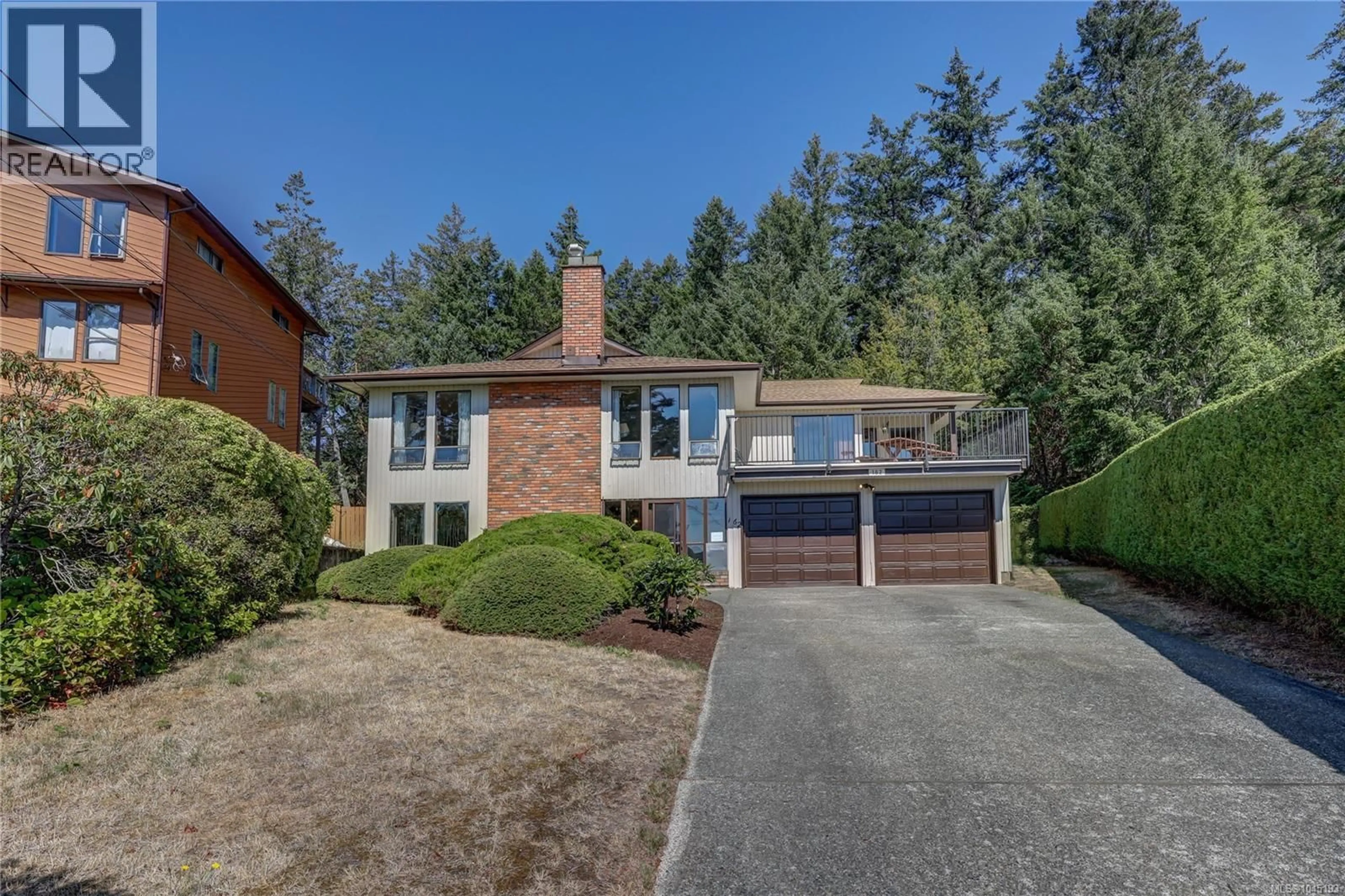 Home with brick exterior material, street for 162 SIR LANCELOT PLACE, Nanaimo British Columbia V9T4K4