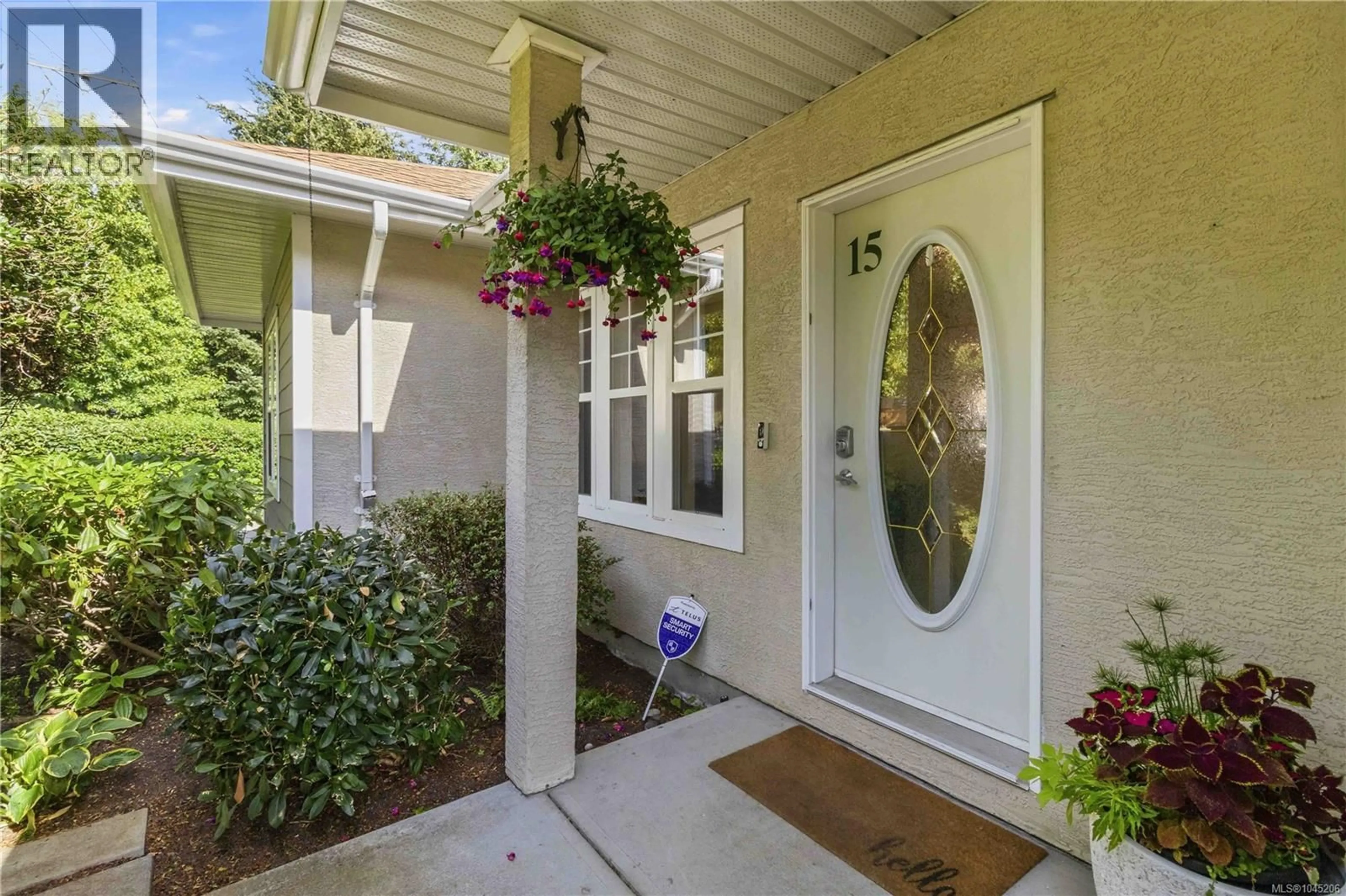 Indoor entryway for 15 - 315 SIX MILE ROAD, View Royal British Columbia V9B6S4