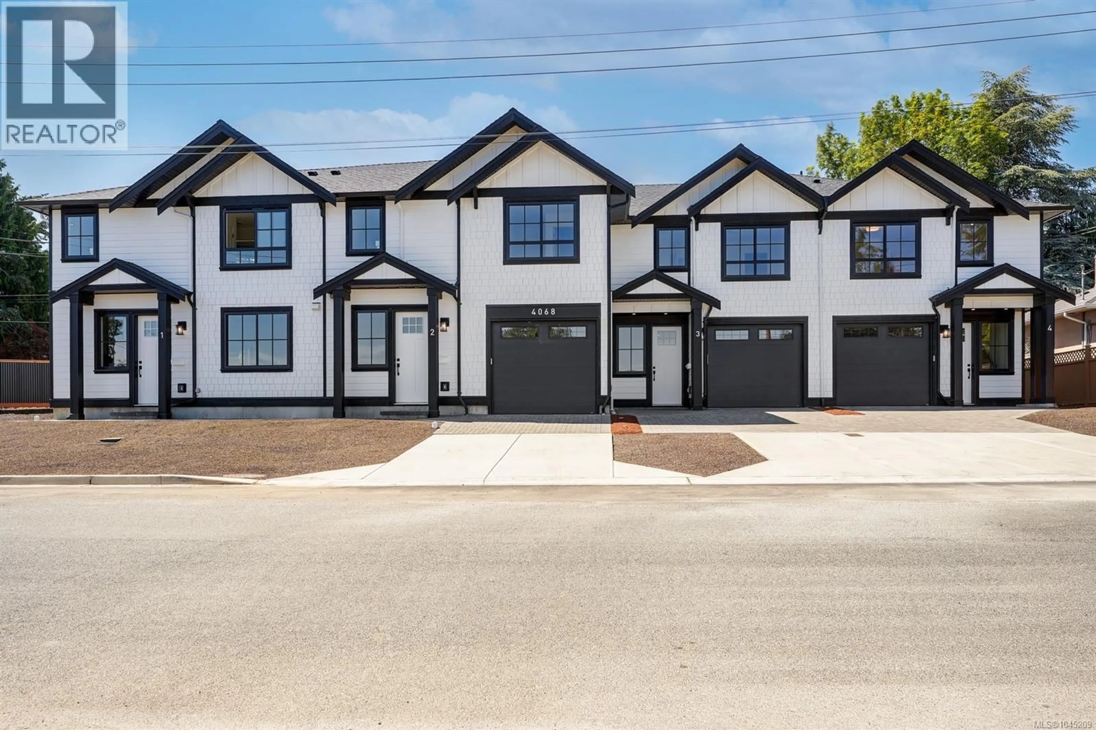 Home with vinyl exterior material, street for 2 - 4068 TUXEDO DRIVE, Saanich British Columbia V8X2L3
