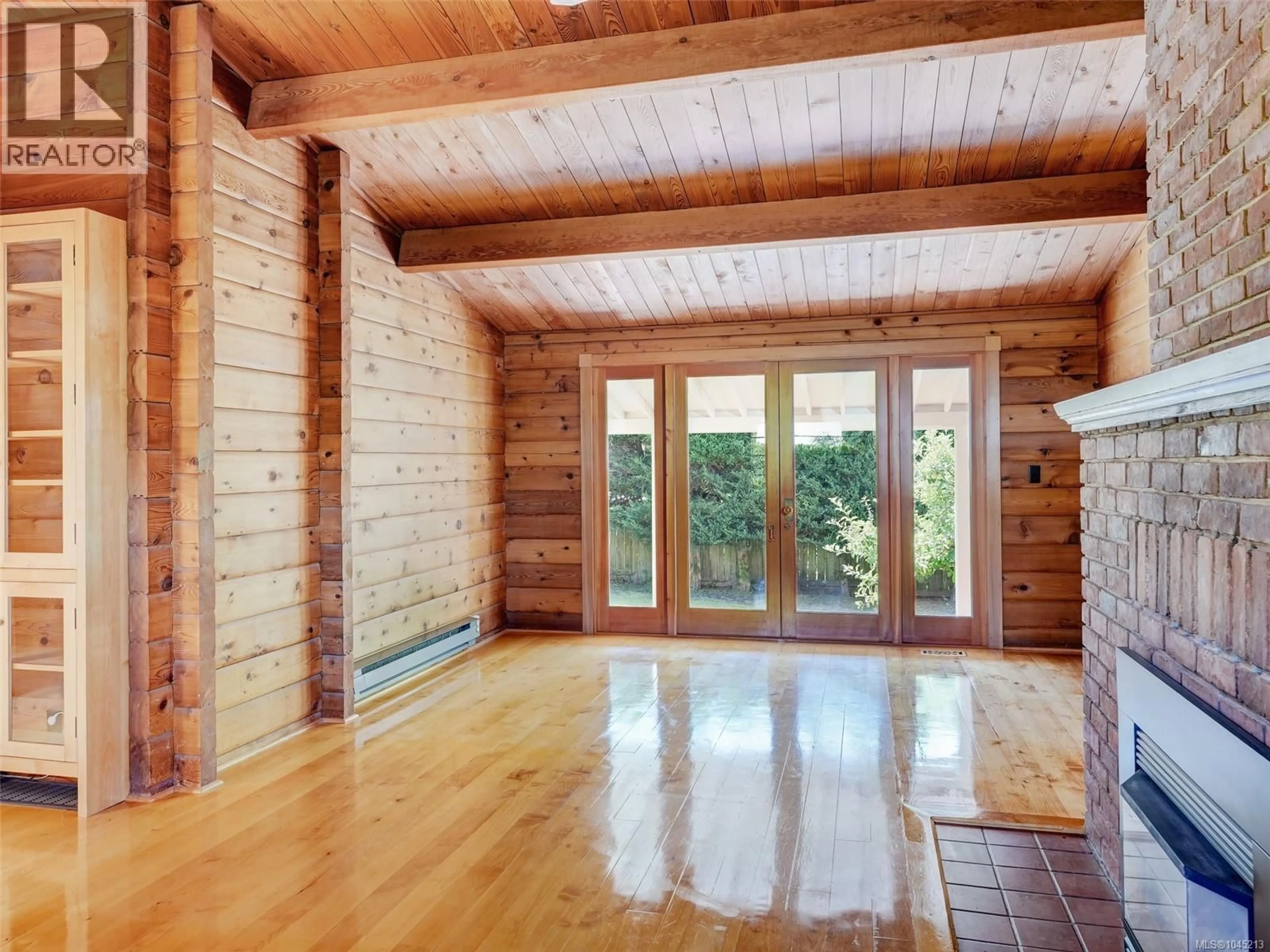 Indoor entryway for 901 VERDIER AVENUE, Central Saanich British Columbia V8M1B3
