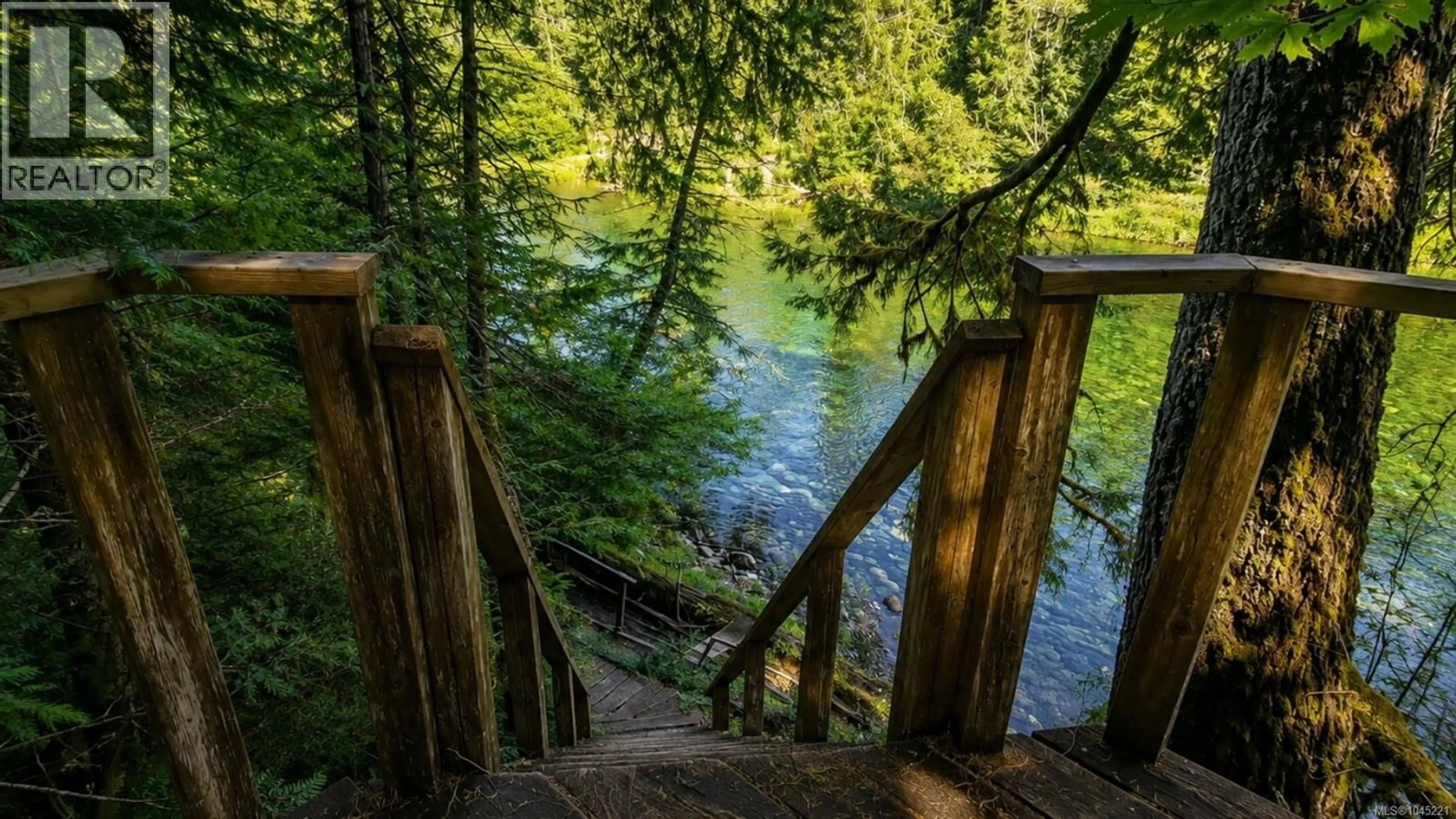 Stairs for 7791 HUDGROVE ROAD, Lake Cowichan British Columbia V0R2G0