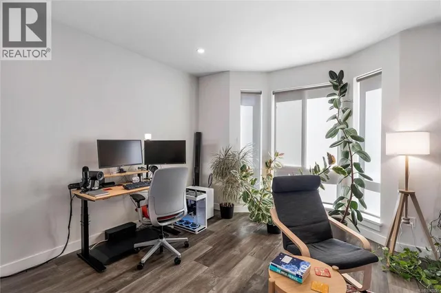 2995 BURLINGTON CRESCENT, Langford 5