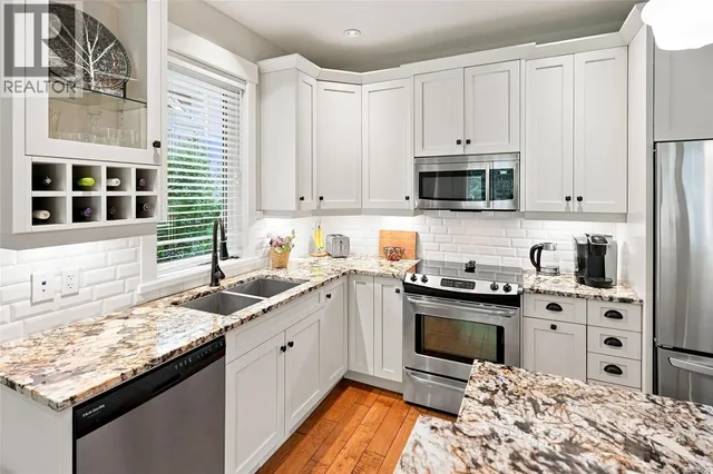 61 - 5251 ISLAND HIGHWAY WEST, Qualicum Beach 5