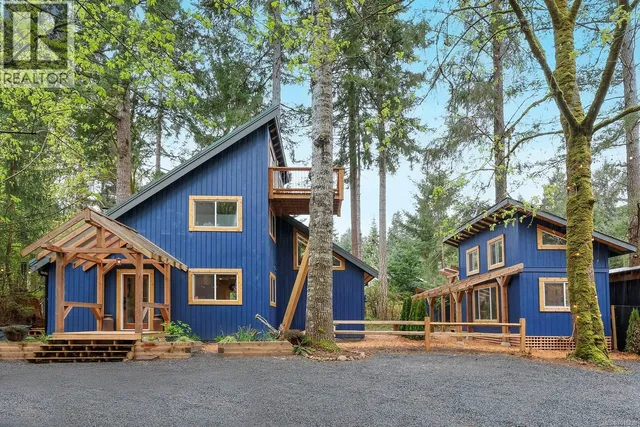 1993 COLEMAN ROAD, Courtenay 2