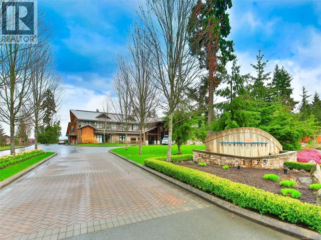 37 - 1175 RESORT DRIVE, Parksville 3
