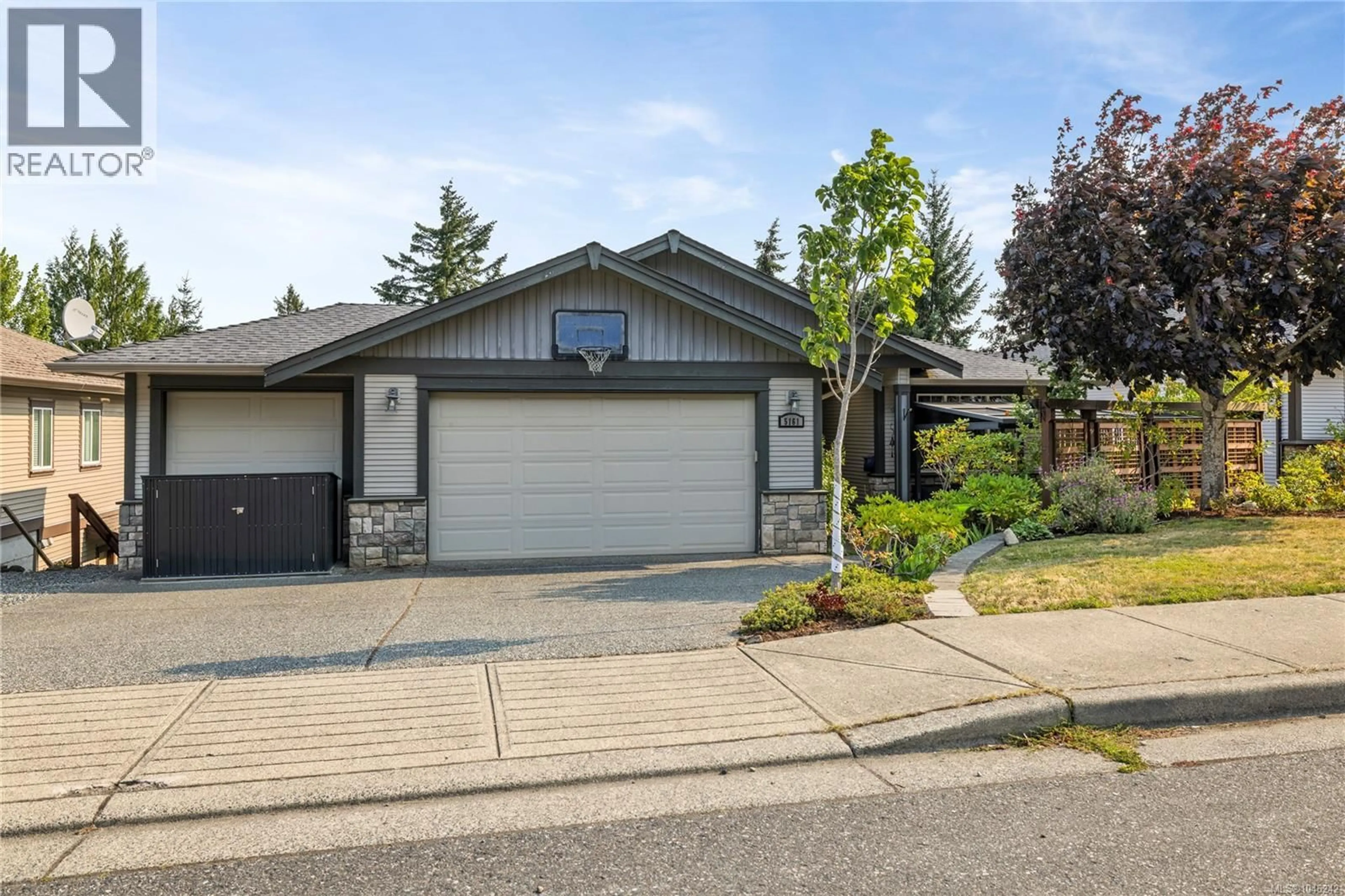 Home with vinyl exterior material, street for 5161 DUNN PLACE, Nanaimo British Columbia V9T6S9