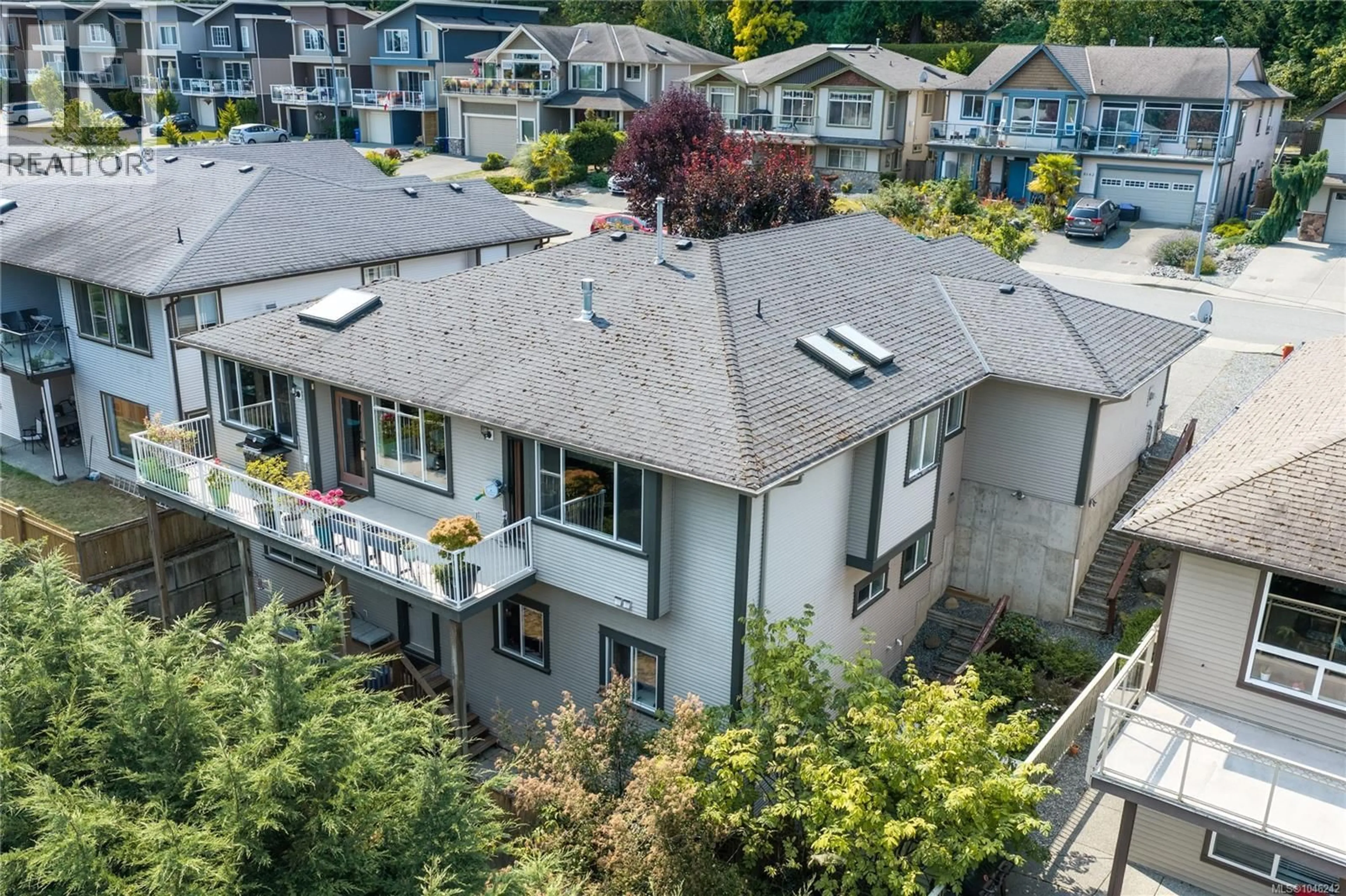 A pic from outside/outdoor area/front of a property/back of a property/a pic from drone, unknown for 5161 DUNN PLACE, Nanaimo British Columbia V9T6S9