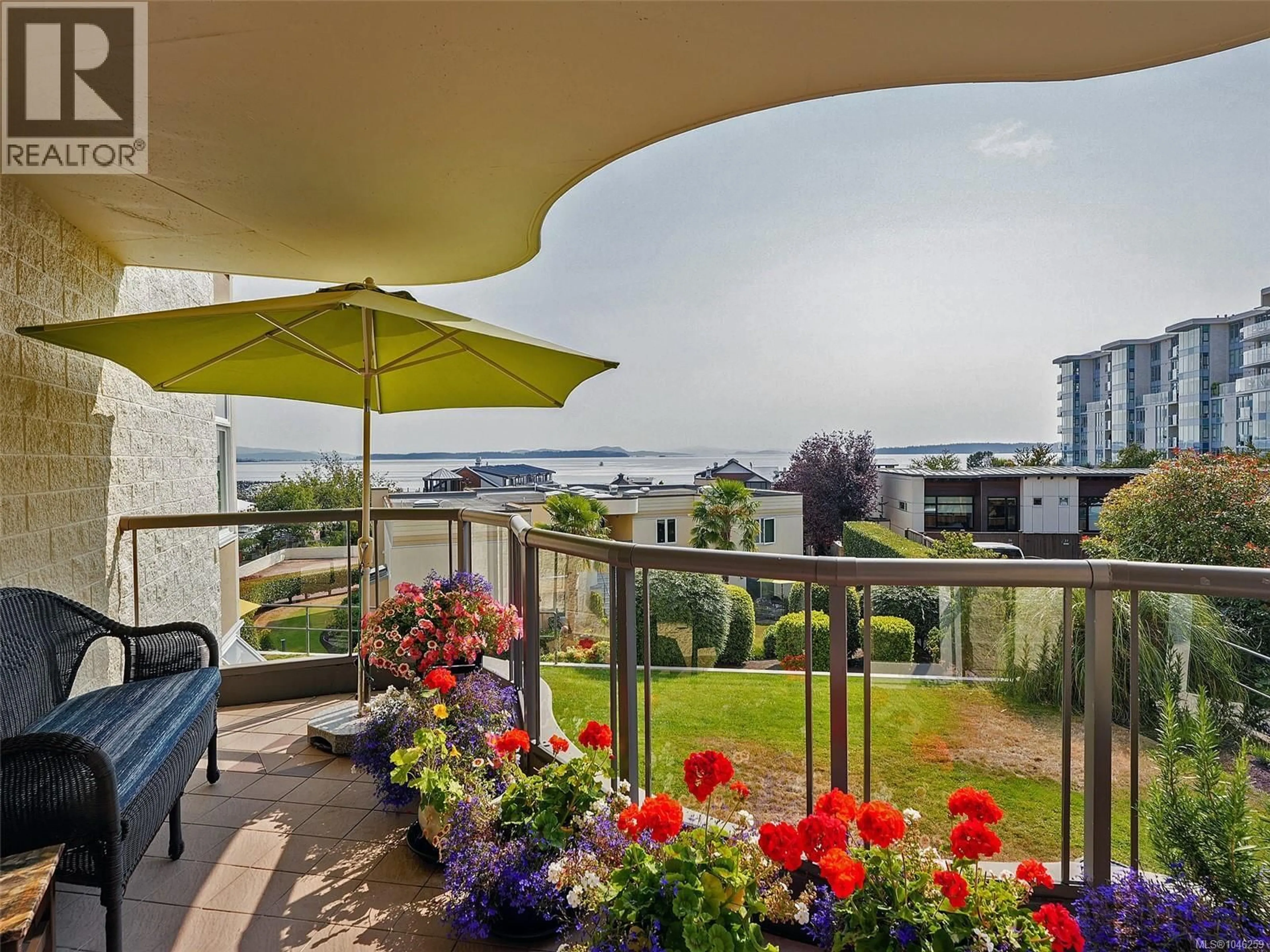 Patio, water/lake/river/ocean view for 2E - 9851 SECOND STREET, Sidney British Columbia V8L3C7