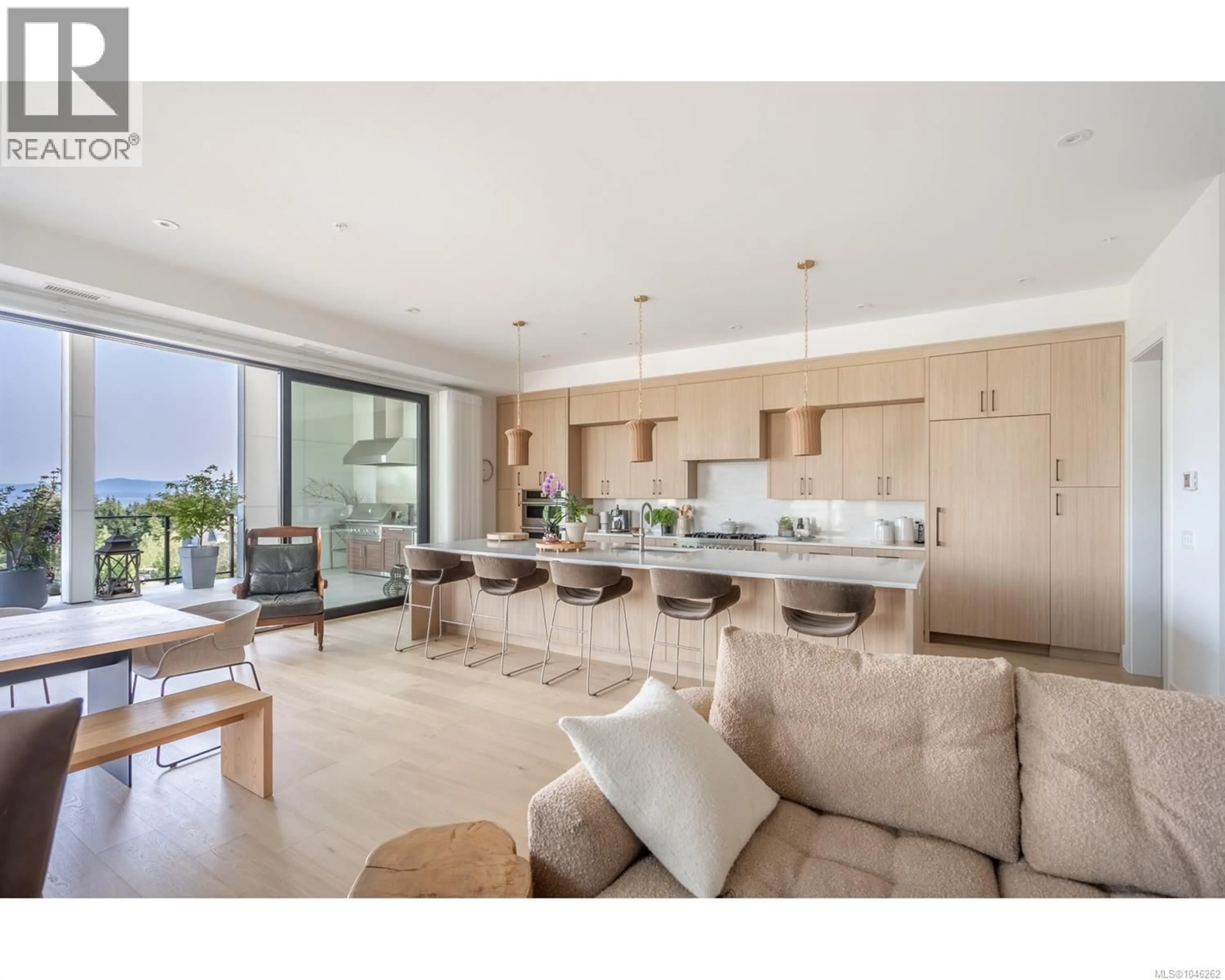 Open concept kitchen, ceramic/tile floor for 602 - 685 BERWICK ROAD SOUTH, Qualicum Beach British Columbia V9K0B8