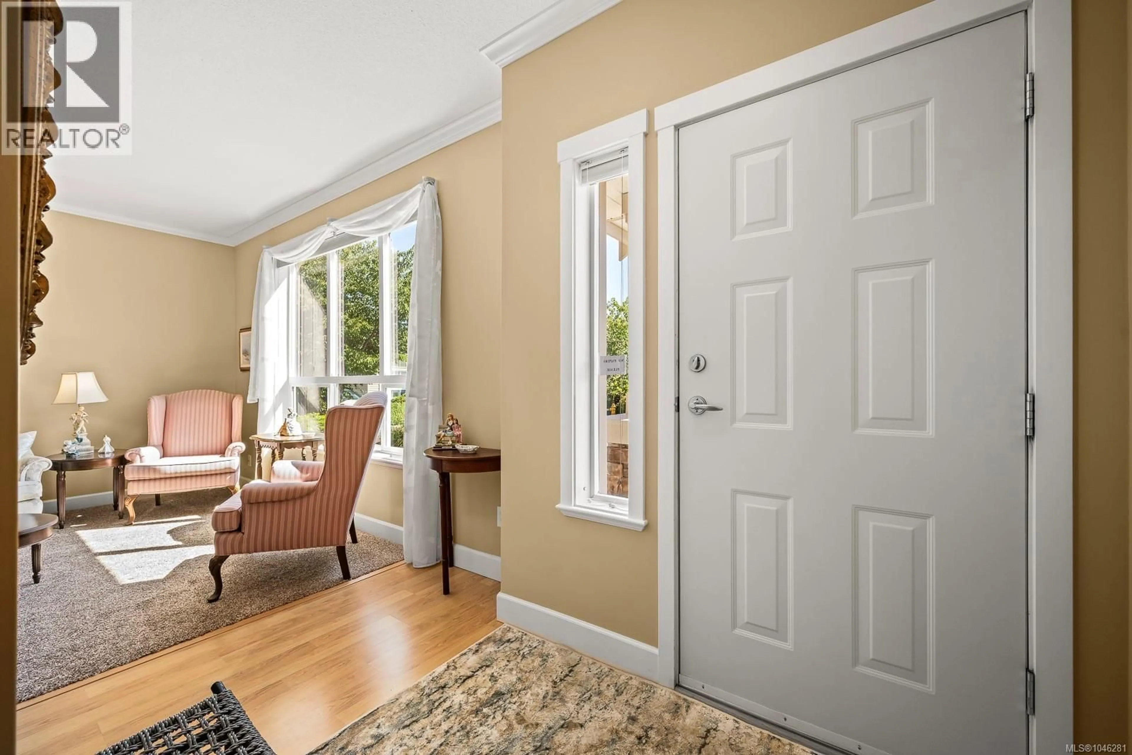 Indoor entryway for 14 - 730 ASPEN ROAD, Comox British Columbia V9M3Y4