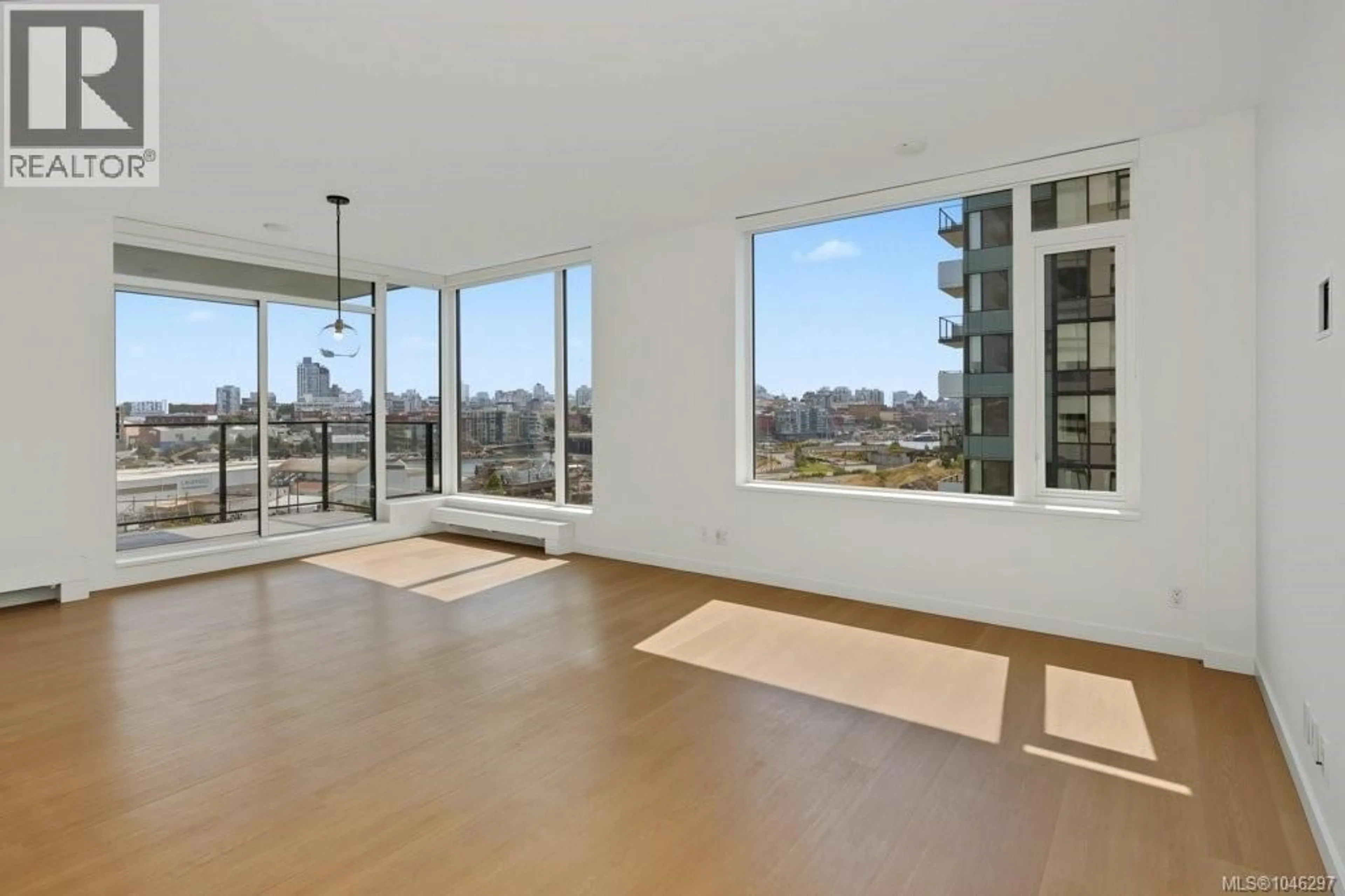 A pic of a room for 609 - 363 TYEE ROAD, Victoria British Columbia V9A0B5