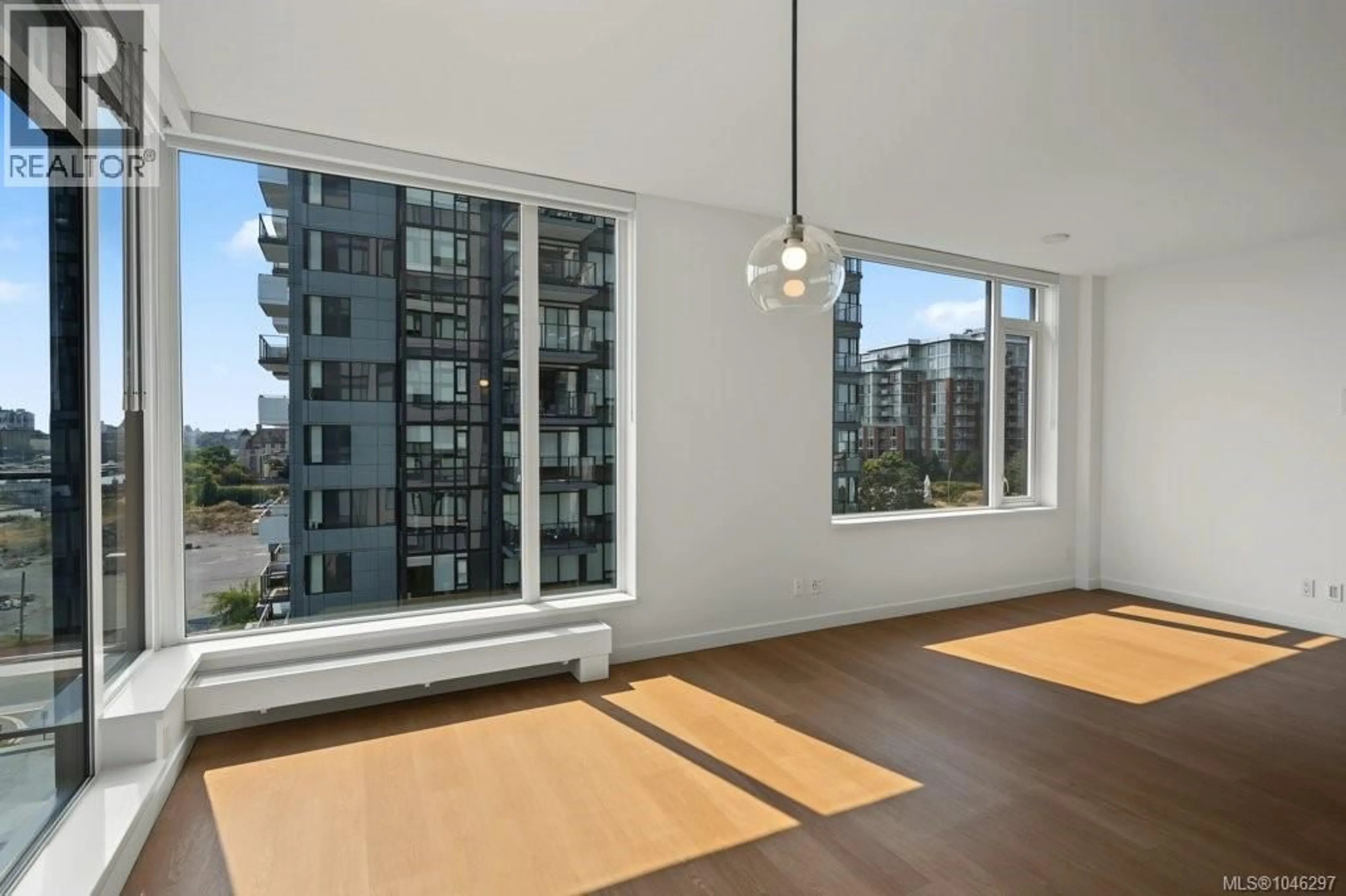 A pic of a room for 609 - 363 TYEE ROAD, Victoria British Columbia V9A0B5