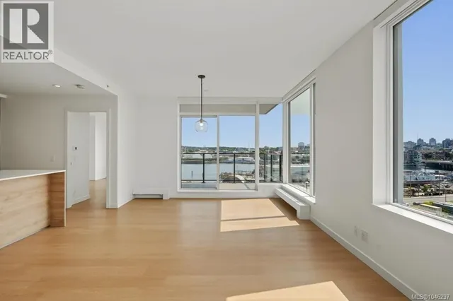 609 - 363 TYEE ROAD, Victoria 5