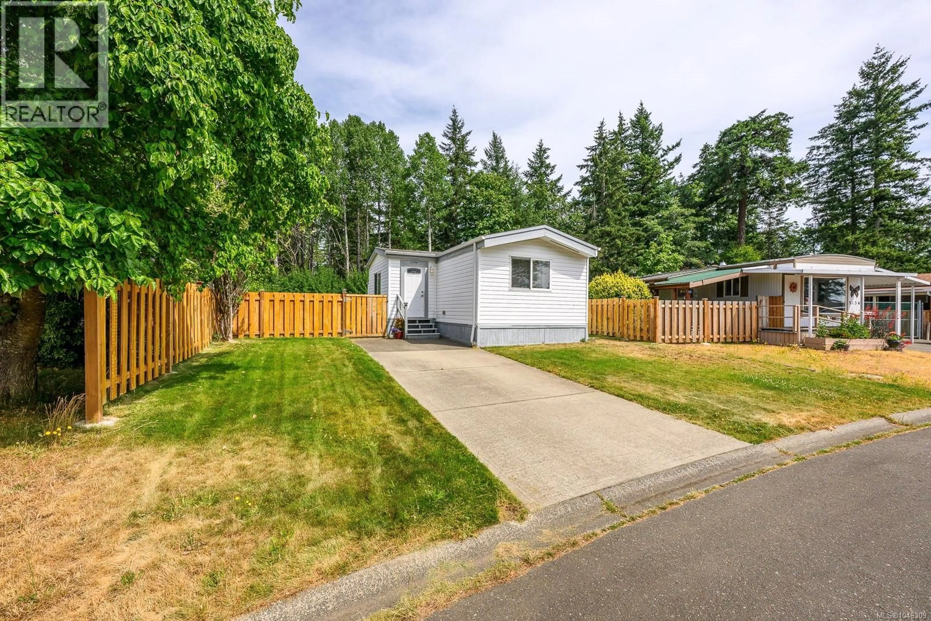 Unknown for 2140 STADACONA DRIVE, Comox British Columbia V9M3P7