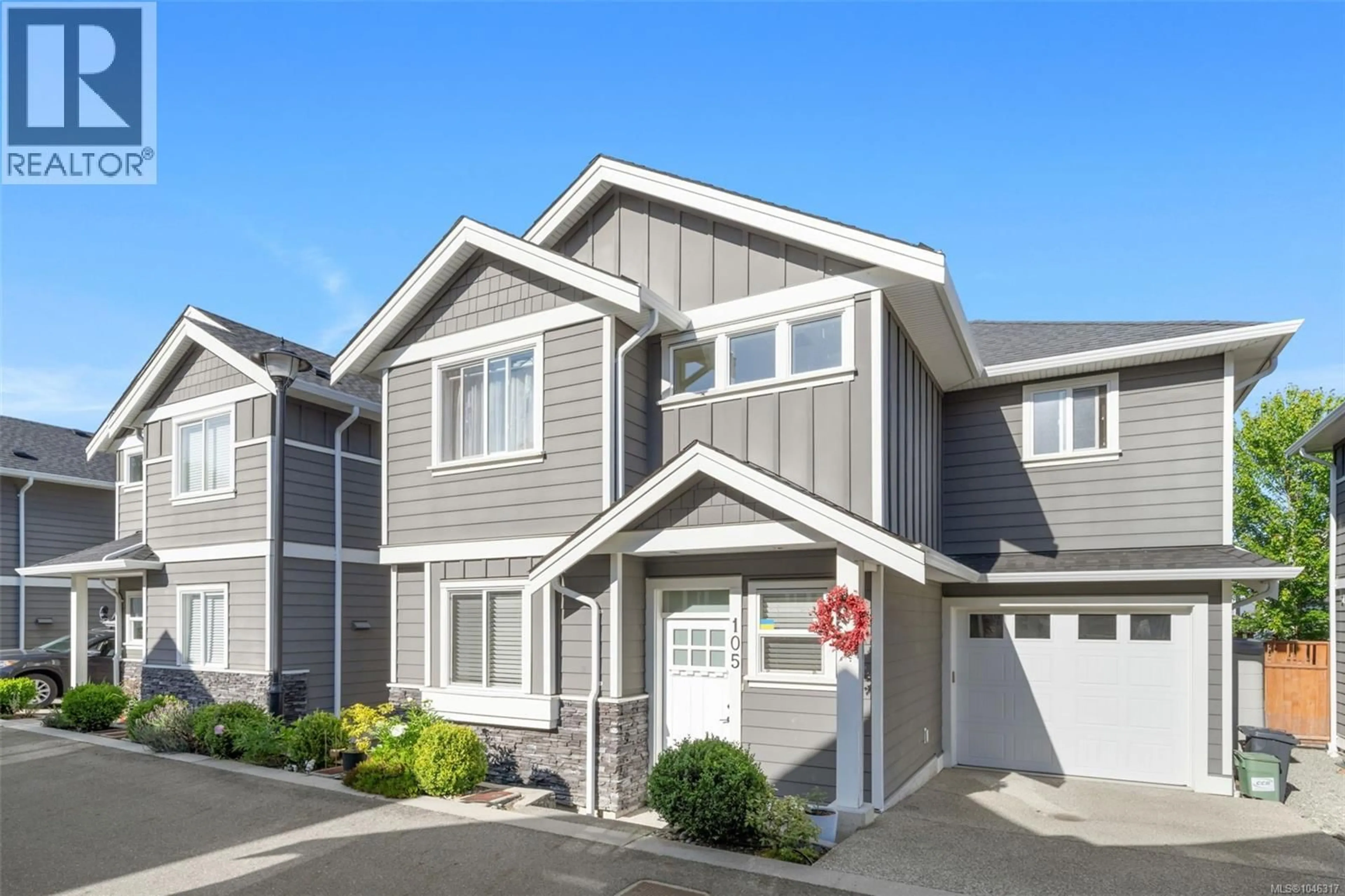 Home with vinyl exterior material, street for 105 - 1950 JOHN ROAD, Sidney British Columbia V8L2P9