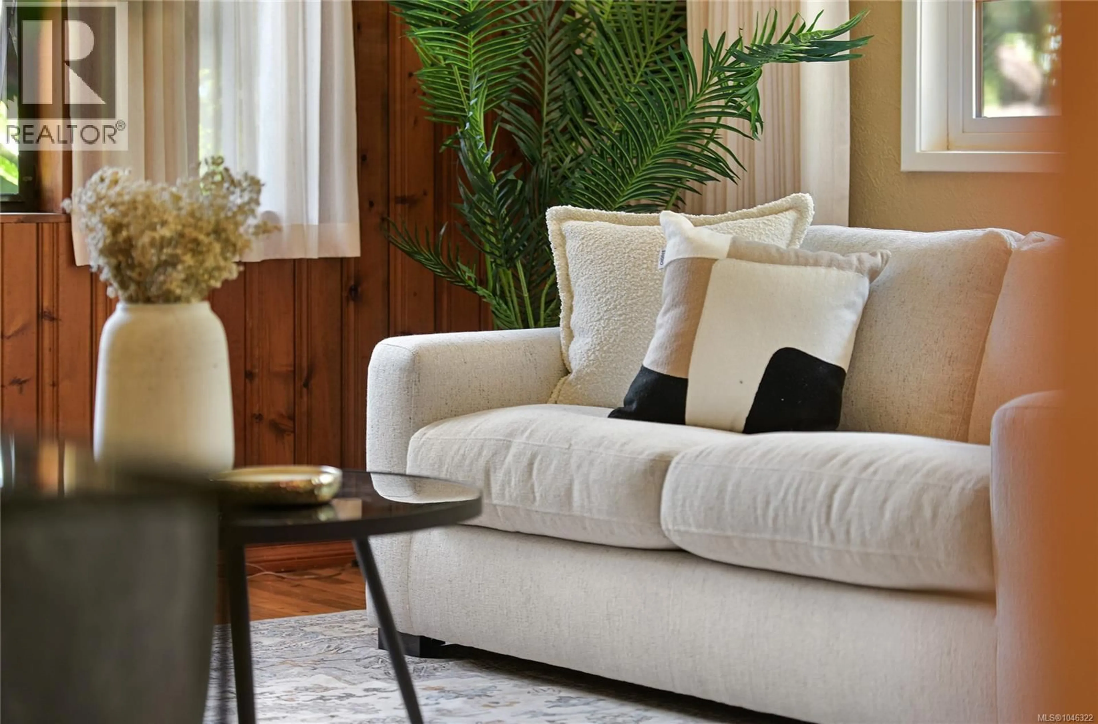 Living room with furniture, unknown for 2970 GLEN LAKE ROAD, Langford British Columbia V9B4B1