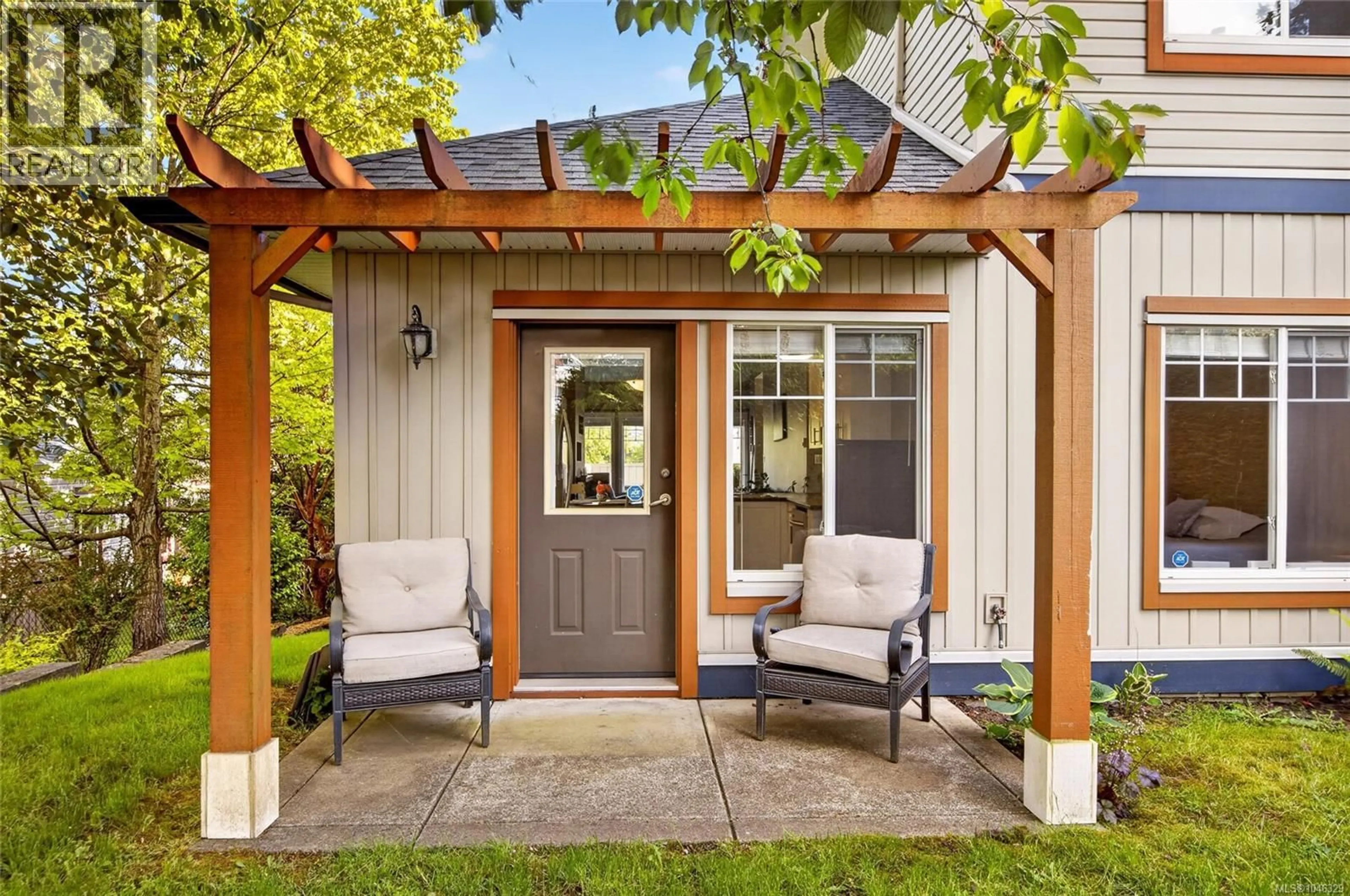 Patio, street for 413 - 930 BRAIDWOOD ROAD, Courtenay British Columbia V9N3R9