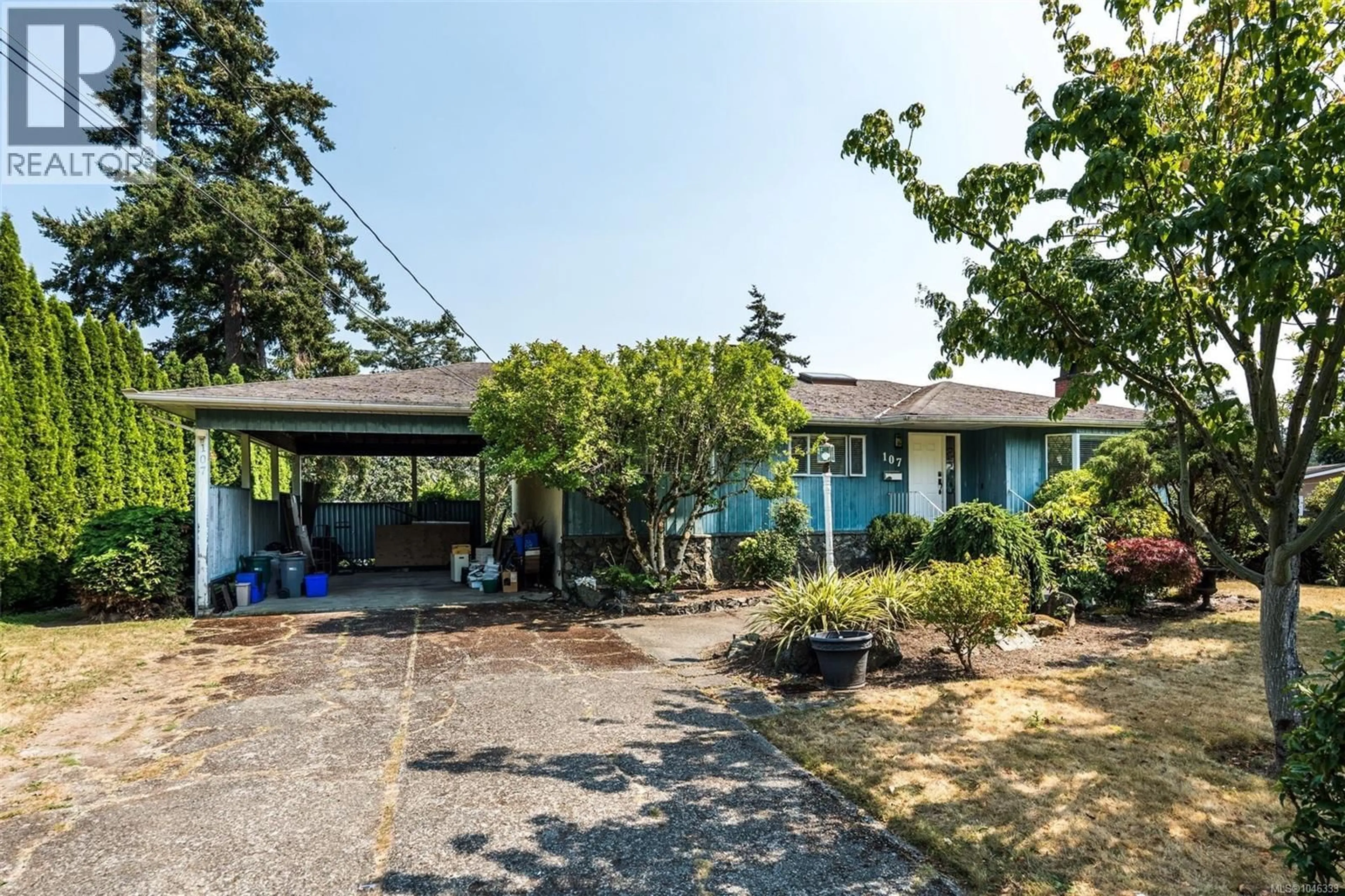 A pic from outside/outdoor area/front of a property/back of a property/a pic from drone, street for 107 KINGHAM PLACE, View Royal British Columbia V9B1L9