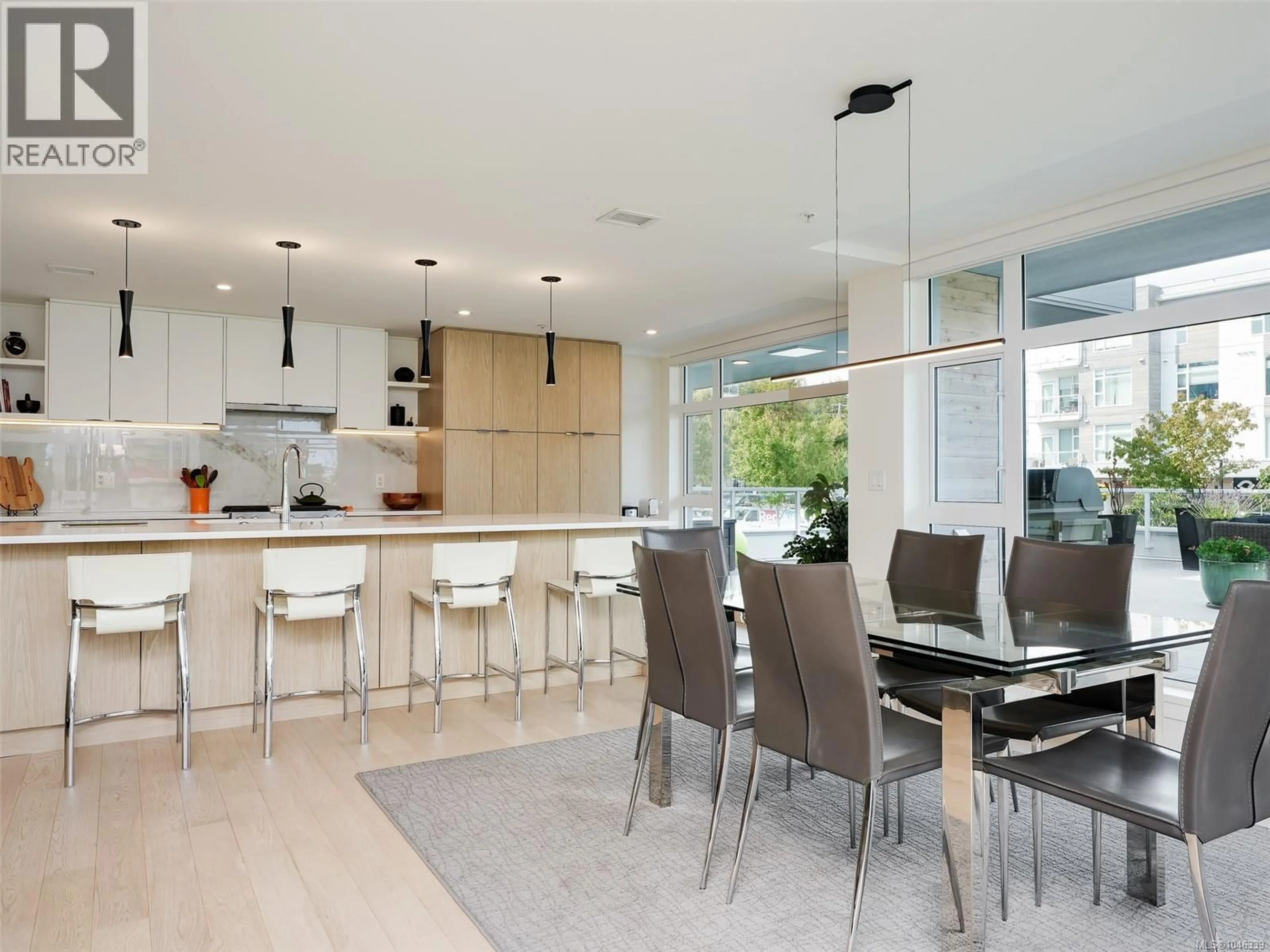 Open concept kitchen, unknown for M102 - 5118 CORDOVA BAY ROAD, Saanich British Columbia V8Y2K5