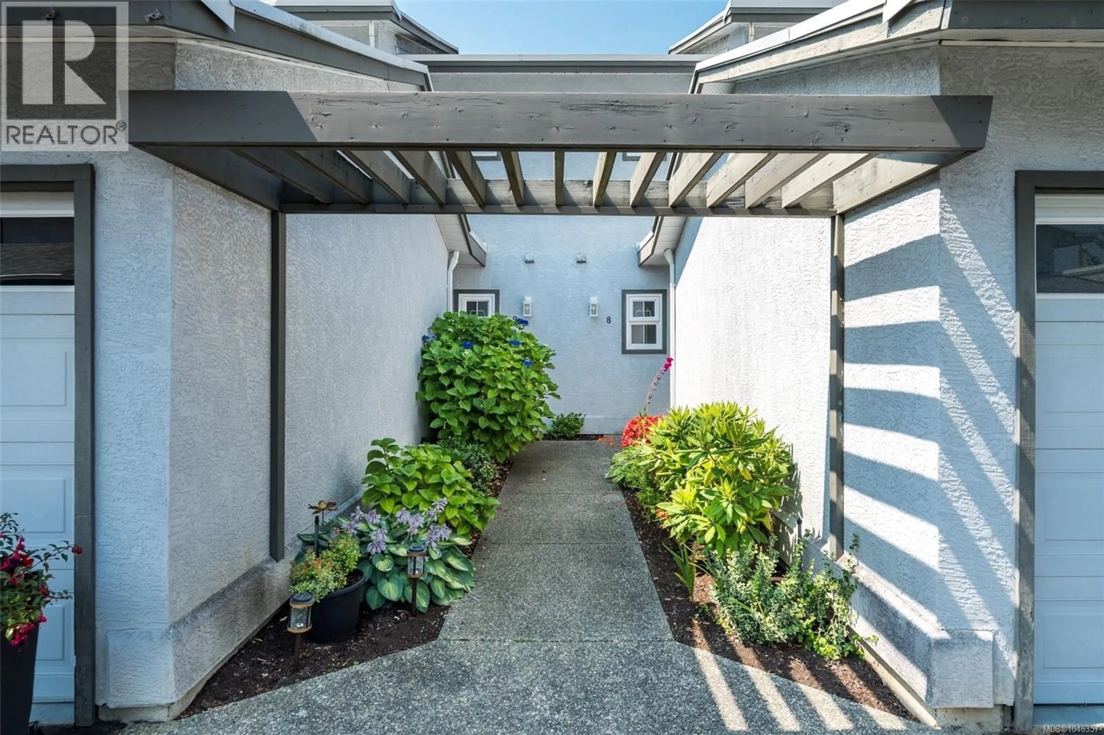 Unknown for 9 - 2115 AMELIA AVENUE, Sidney British Columbia V8L3Z8