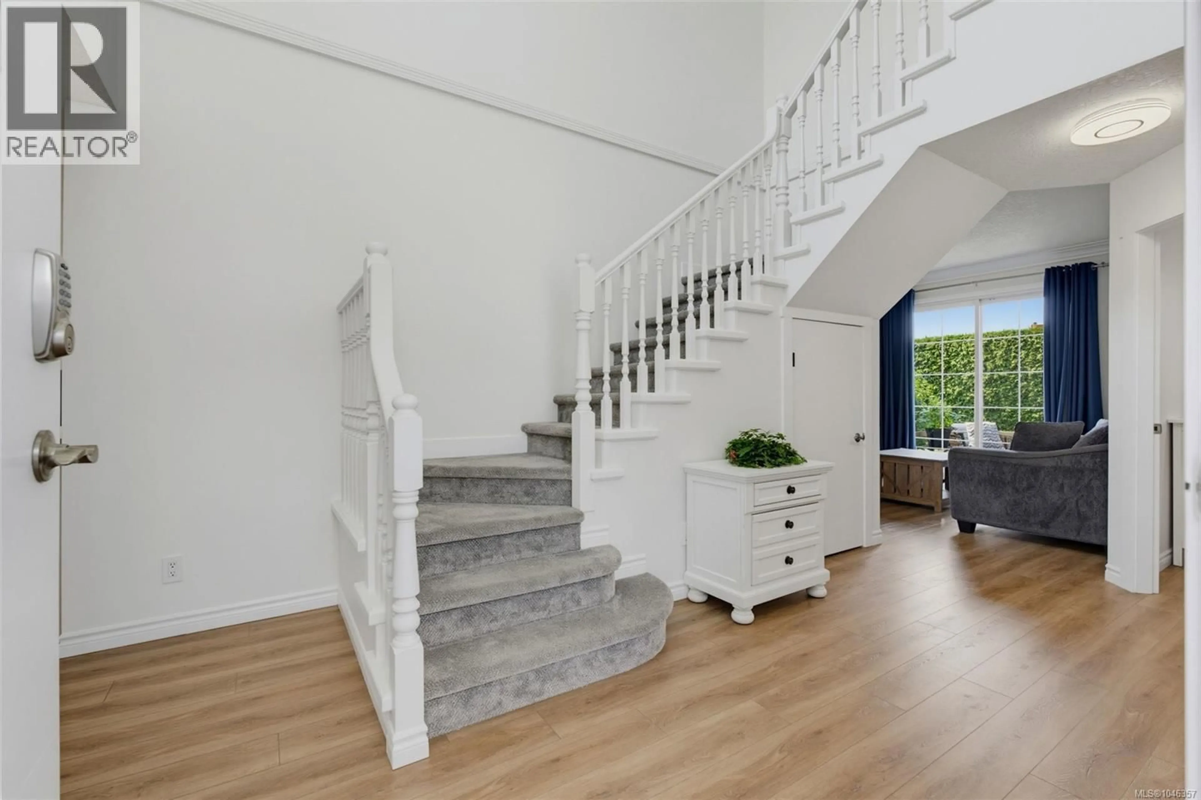 Unknown for 9 - 2115 AMELIA AVENUE, Sidney British Columbia V8L3Z8