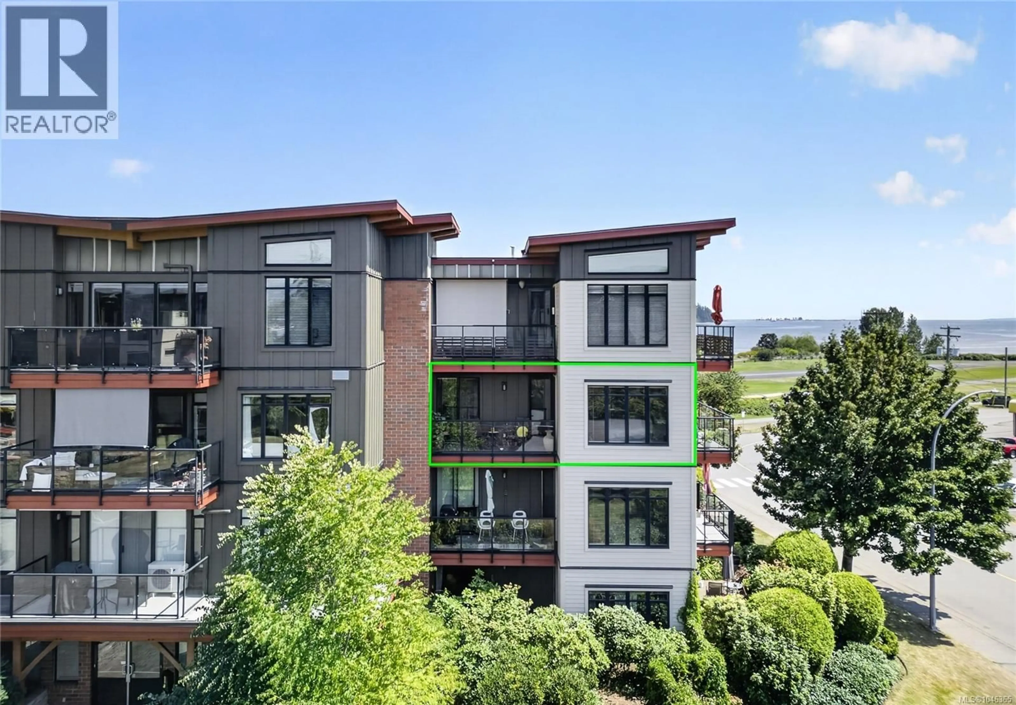 A pic from outside/outdoor area/front of a property/back of a property/a pic from drone, city buildings view from balcony for 436 - 2300 MANSFIELD DRIVE, Courtenay British Columbia V9N3S3