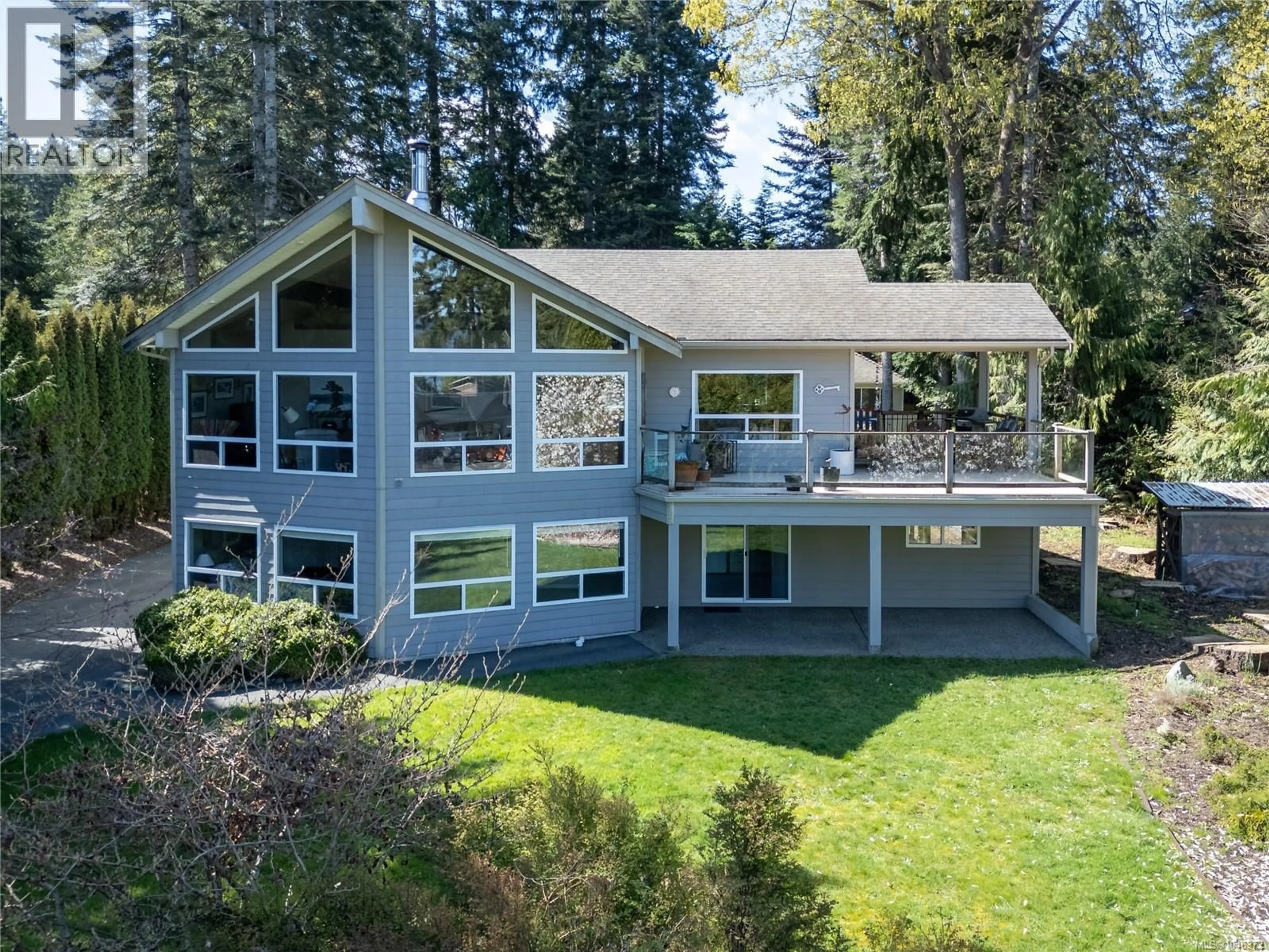 A pic from outside/outdoor area/front of a property/back of a property/a pic from drone, unknown for 4594 MAPLE GUARD DRIVE, Bowser British Columbia V0R1G0