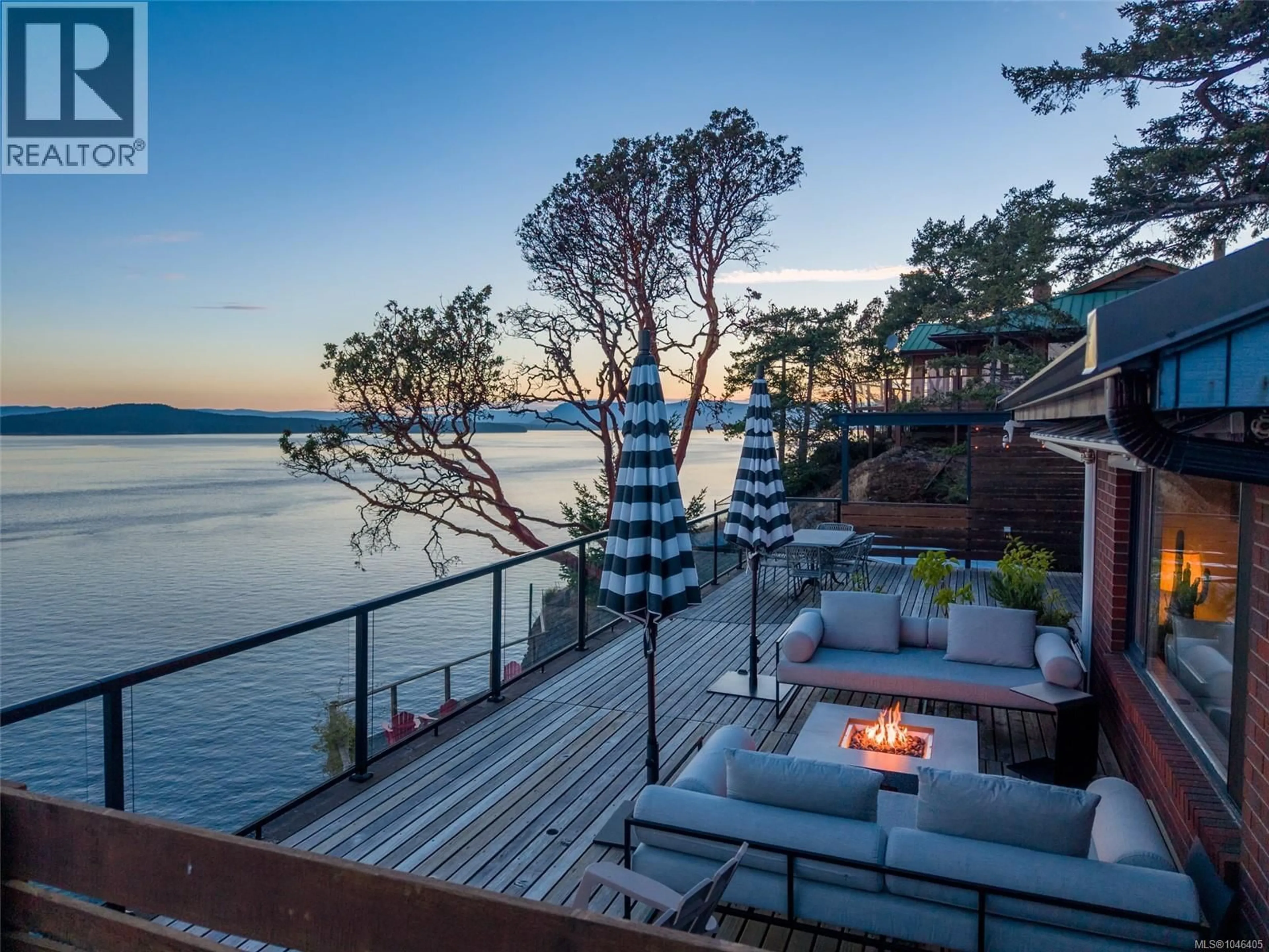 Patio, water/lake/river/ocean view for 7918 SWANSON VIEW DRIVE, Pender Island British Columbia V0N2M2