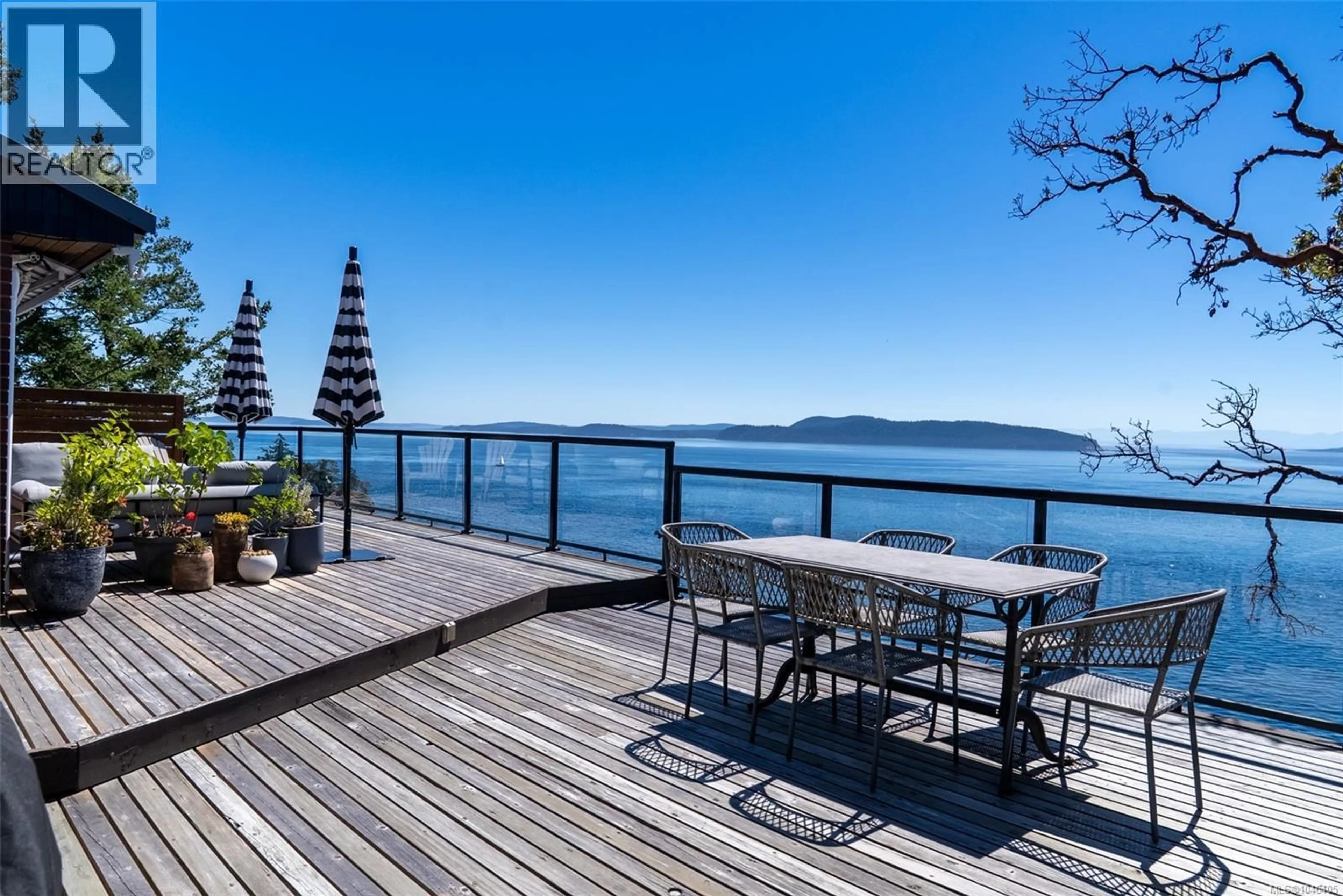Patio, water/lake/river/ocean view for 7918 SWANSON VIEW DRIVE, Pender Island British Columbia V0N2M2