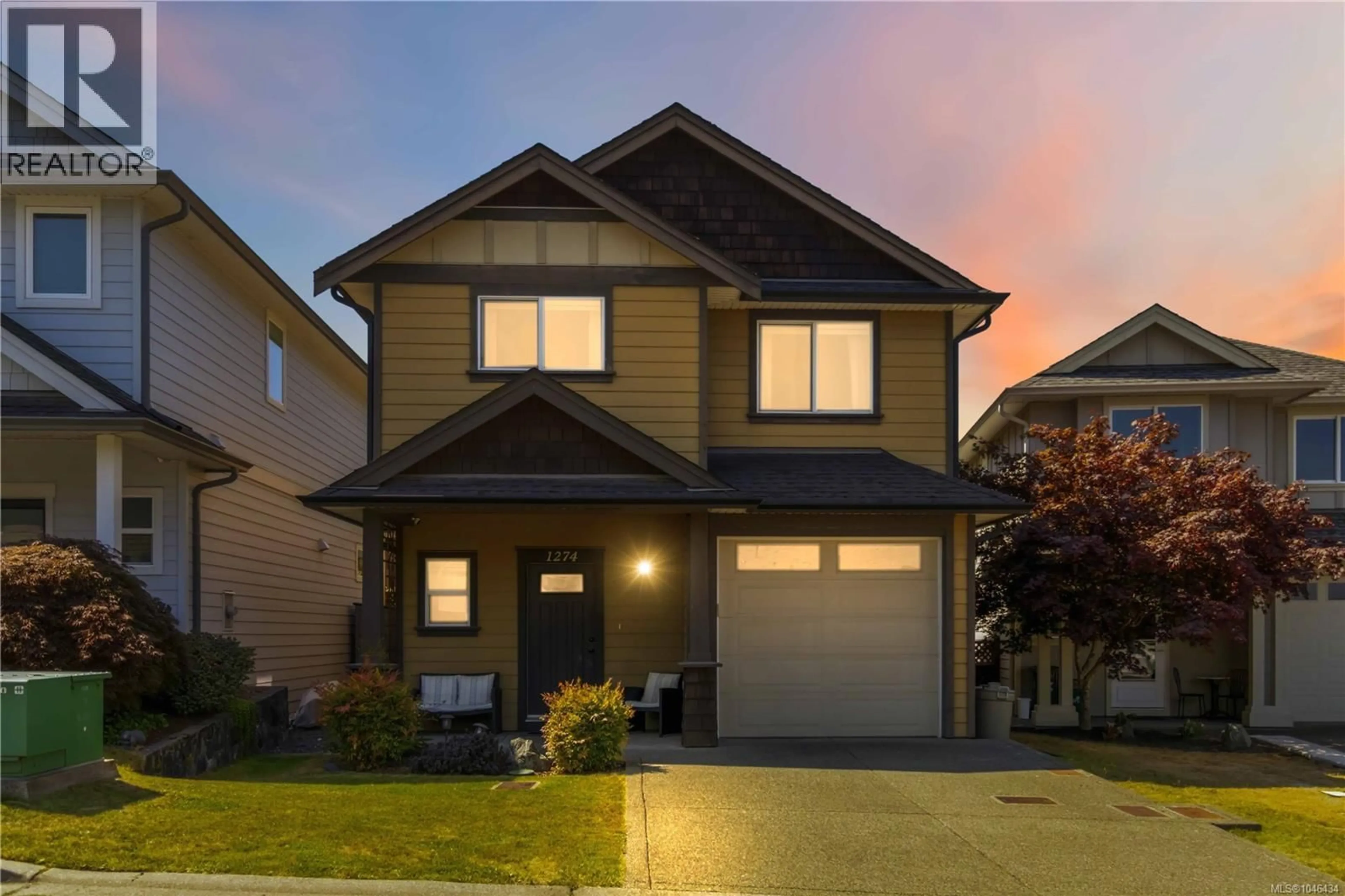 Home with vinyl exterior material, street for 1274 FRESHWATER CRESCENT, Langford British Columbia V9B0L9