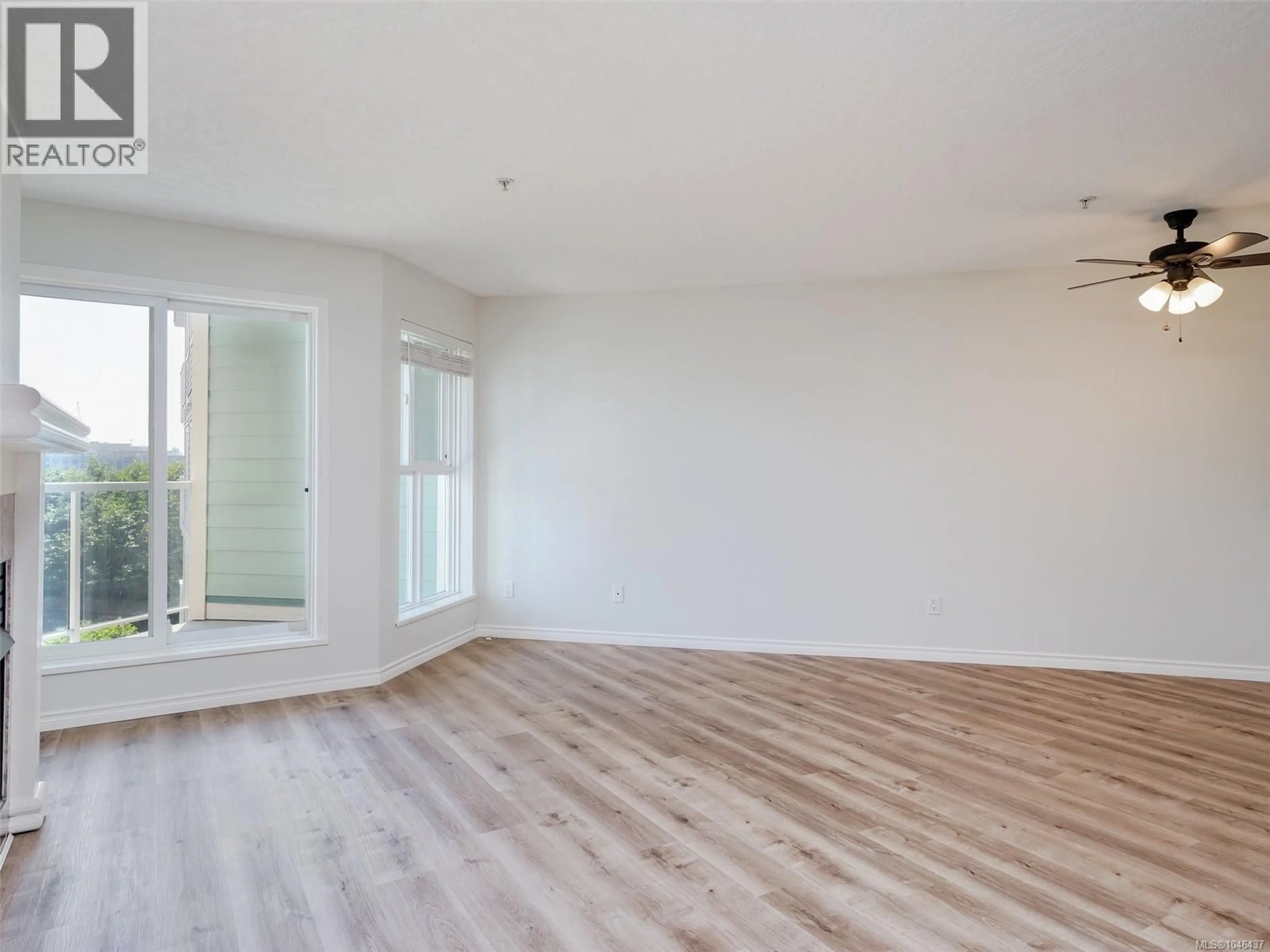 A pic of a room for 306 - 689 BAY STREET, Victoria British Columbia V8T5H9