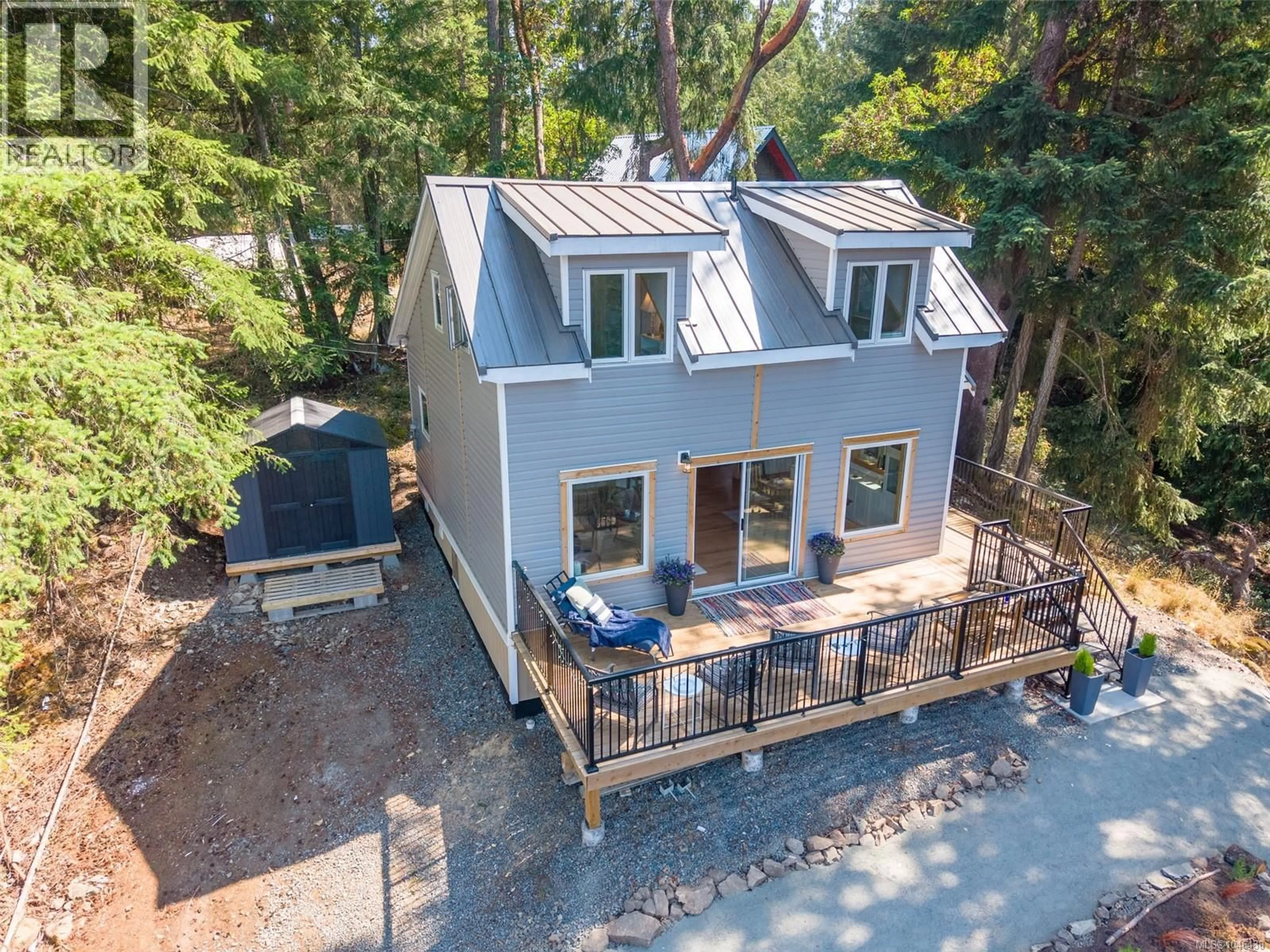 A pic from outside/outdoor area/front of a property/back of a property/a pic from drone, street for 2657 GALLEON WAY, Pender Island British Columbia V0N2M2