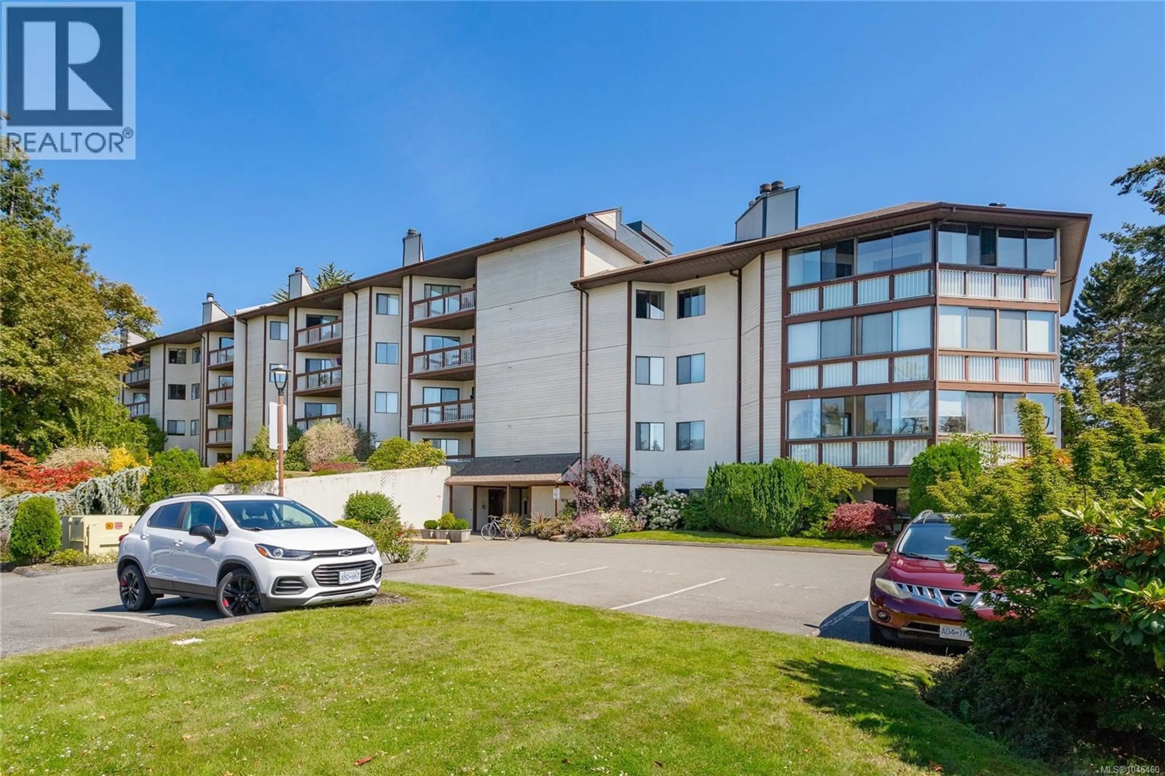 A pic from outside/outdoor area/front of a property/back of a property/a pic from drone, building for 509 - 69 GORGE ROAD WEST, Saanich British Columbia V9A1L9