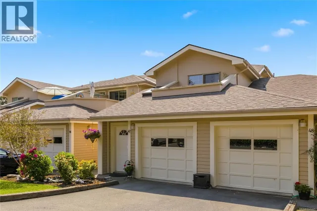 47 - 909 ADMIRALS ROAD, Esquimalt 2