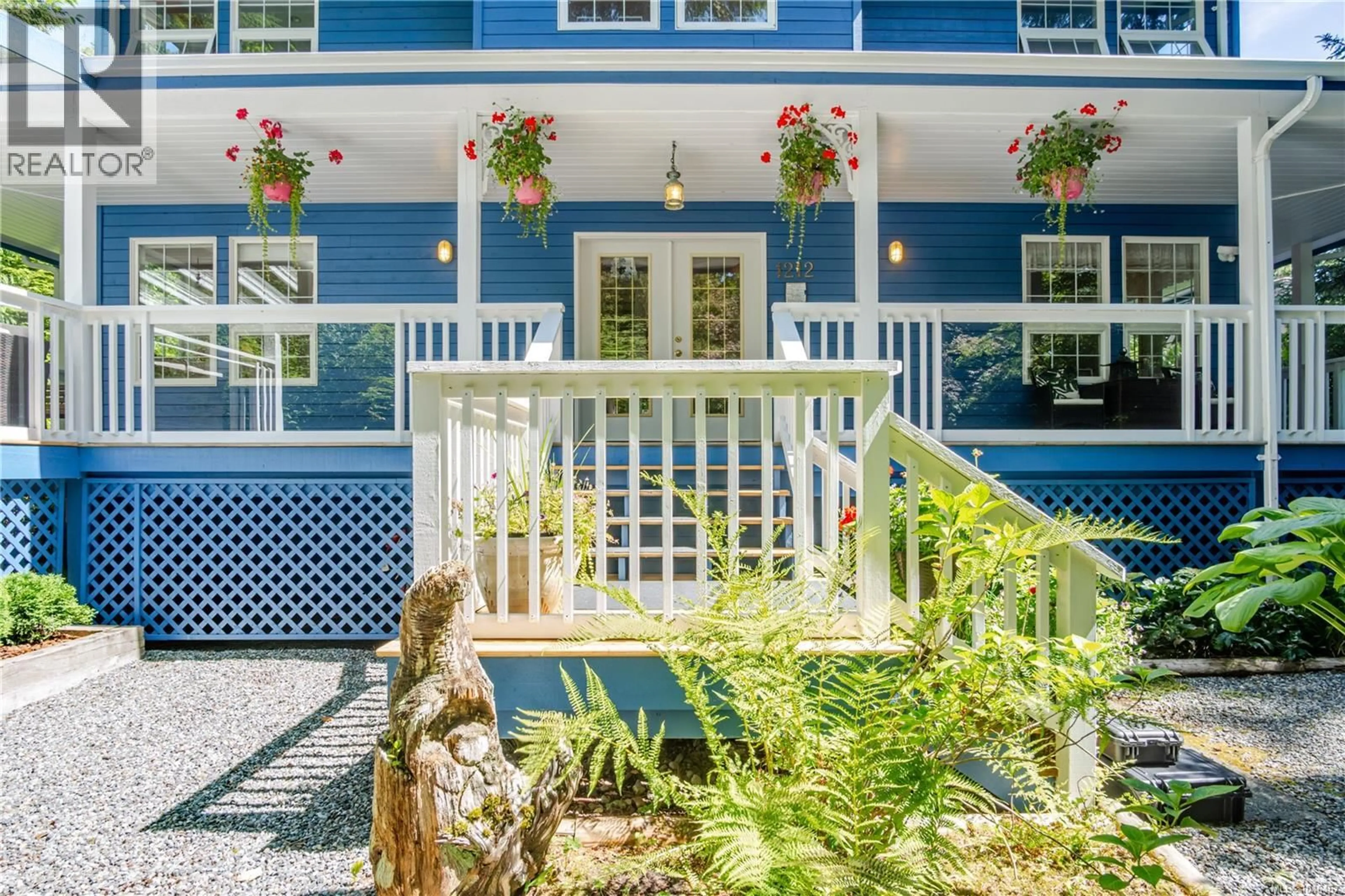 Patio, unknown for 1212 LYNN ROAD, Tofino British Columbia V0R2Z0