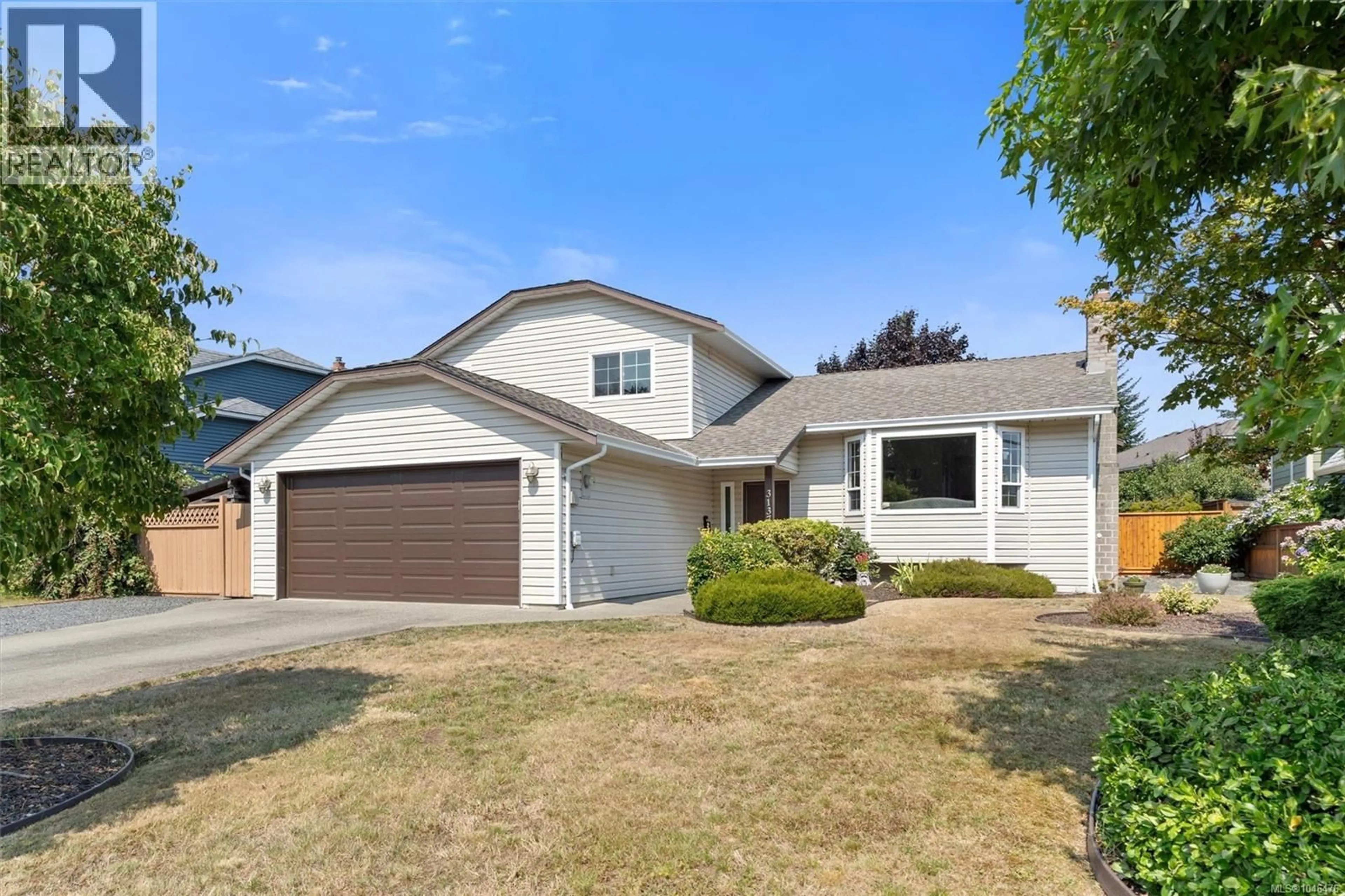 Home with vinyl exterior material, street for 3137 ANTROBUS CRESCENT, Colwood British Columbia V9B5M8